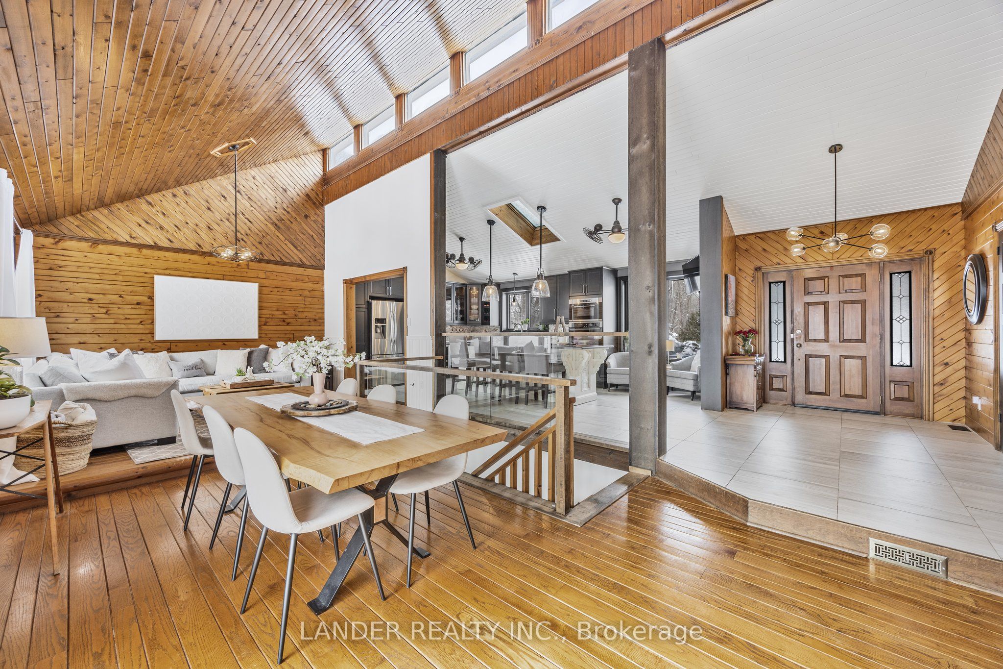 33 Morgans Road, East Gwillimbury, ON L9N 0E7