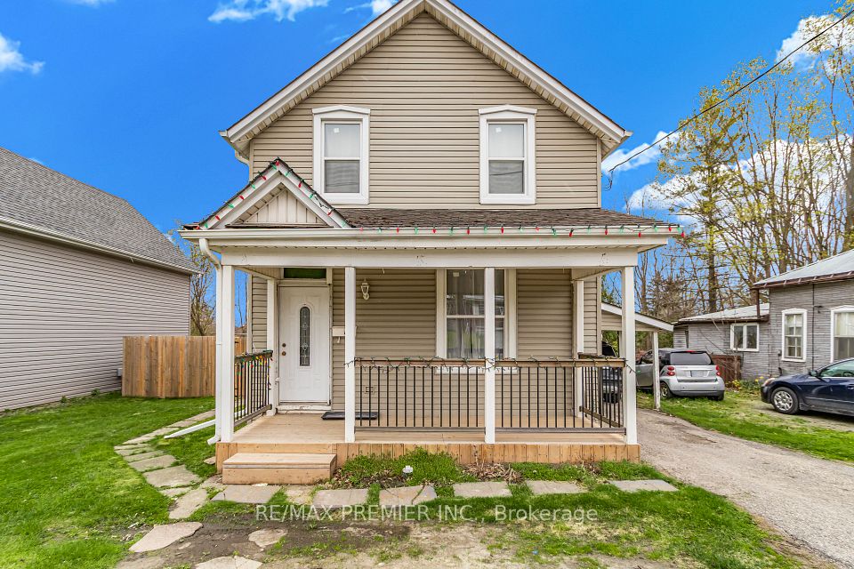 492 Main