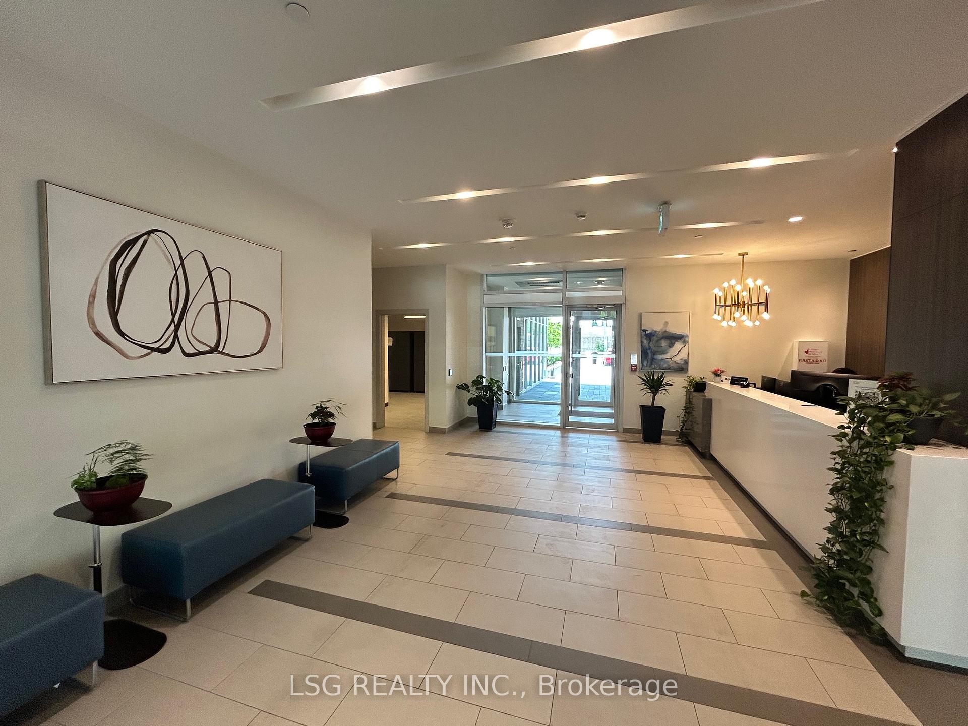 2 Bedrooms Condo at 1787 St Clair, Toronto For sale