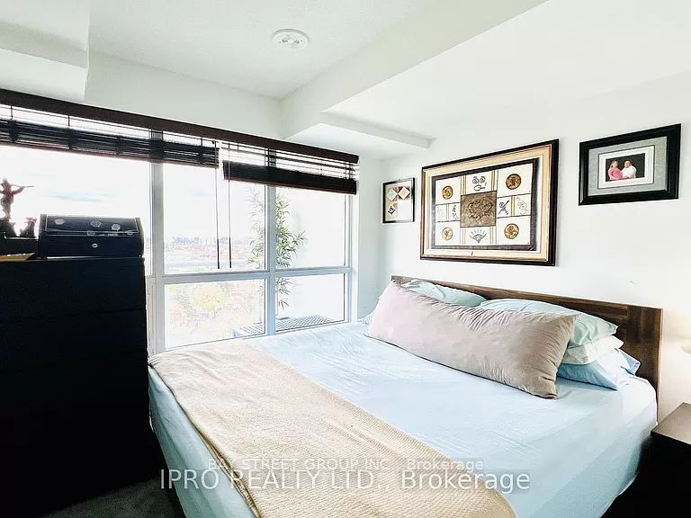 #1602 - 10 Wilby Crescent, Toronto, ON M9N 1E5