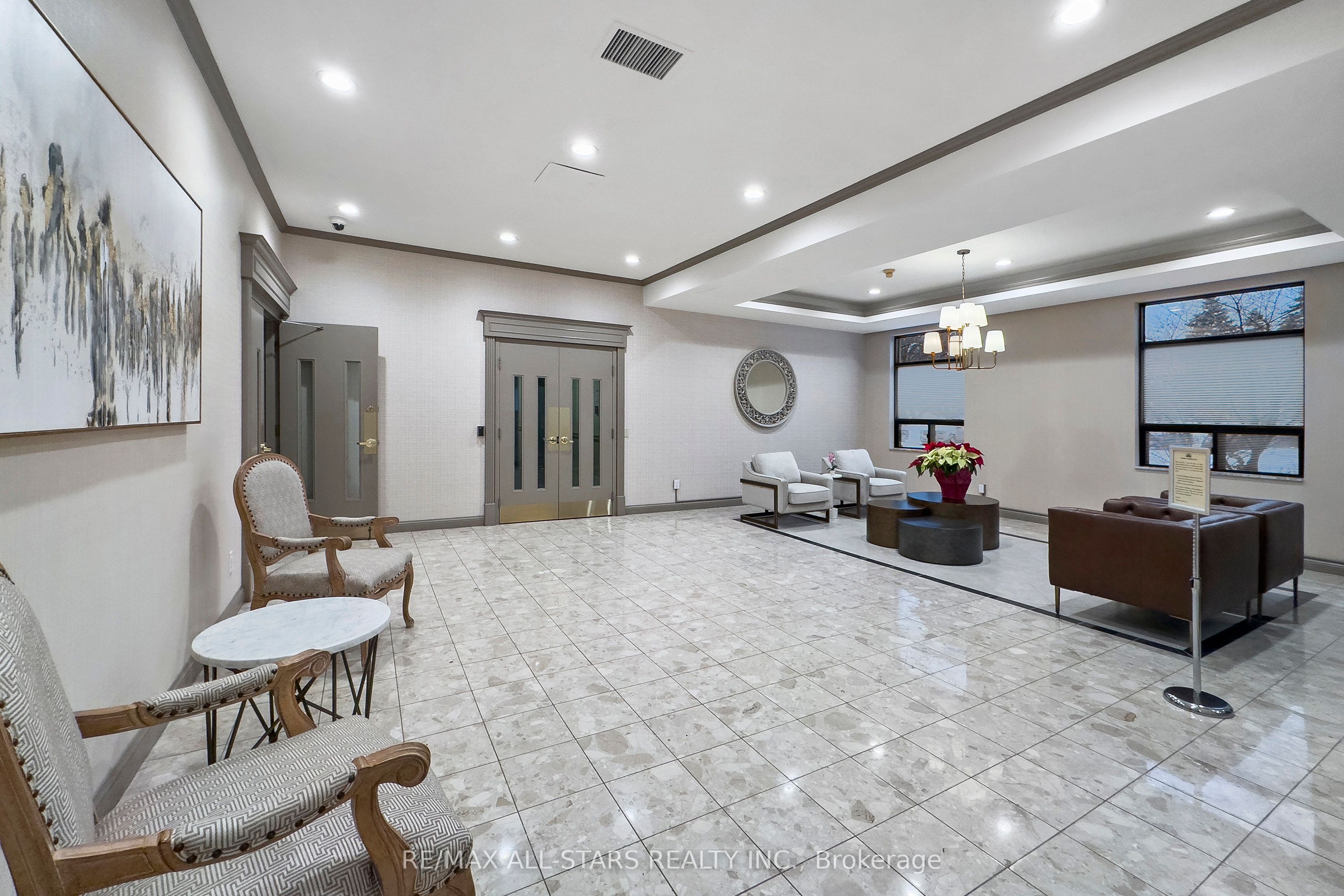 2 Raymerville Drive, #512