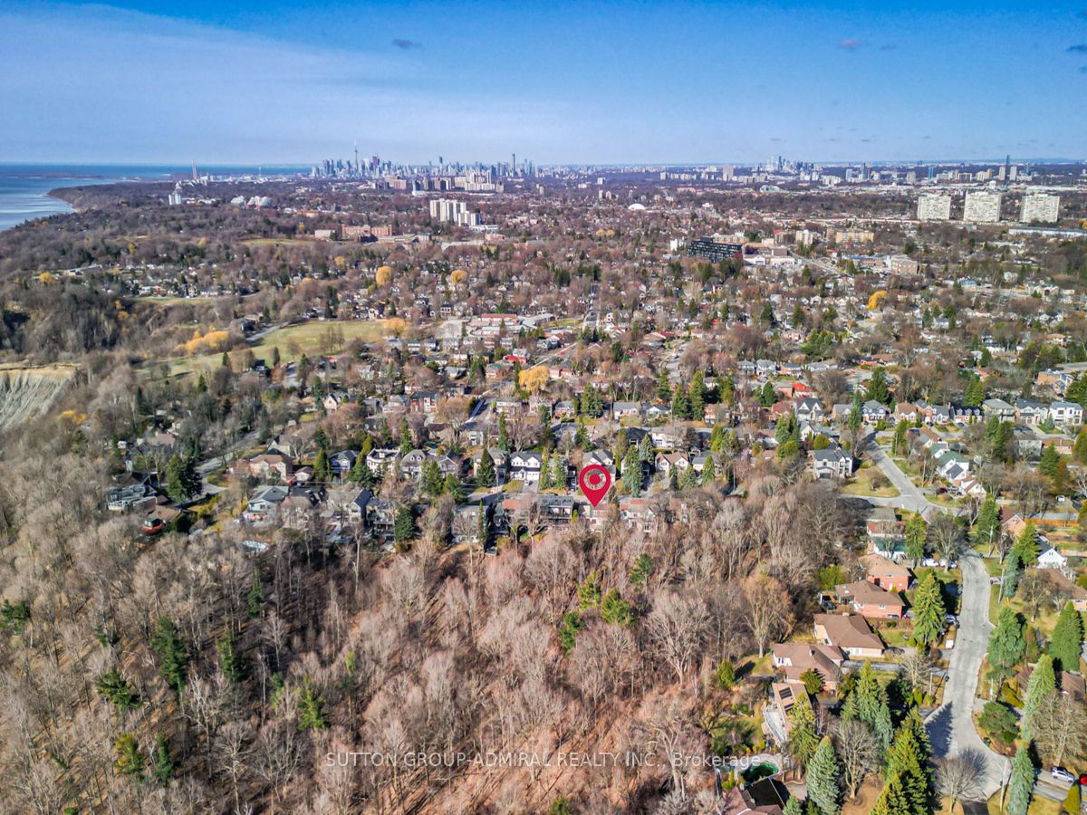 21 Fenwood Heights