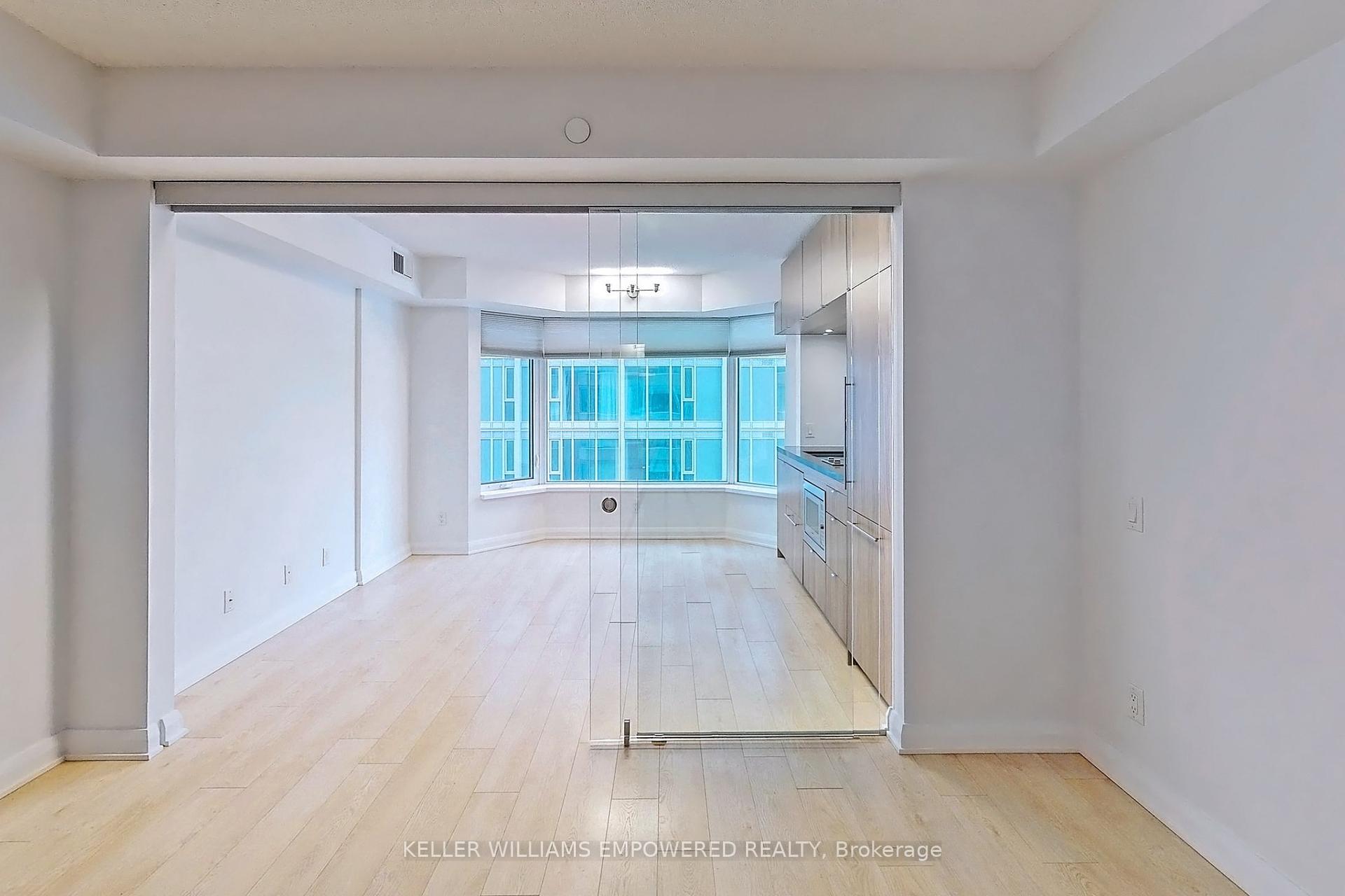1 Bedroom Condo at 155 Yorkville,  Toronto For sale