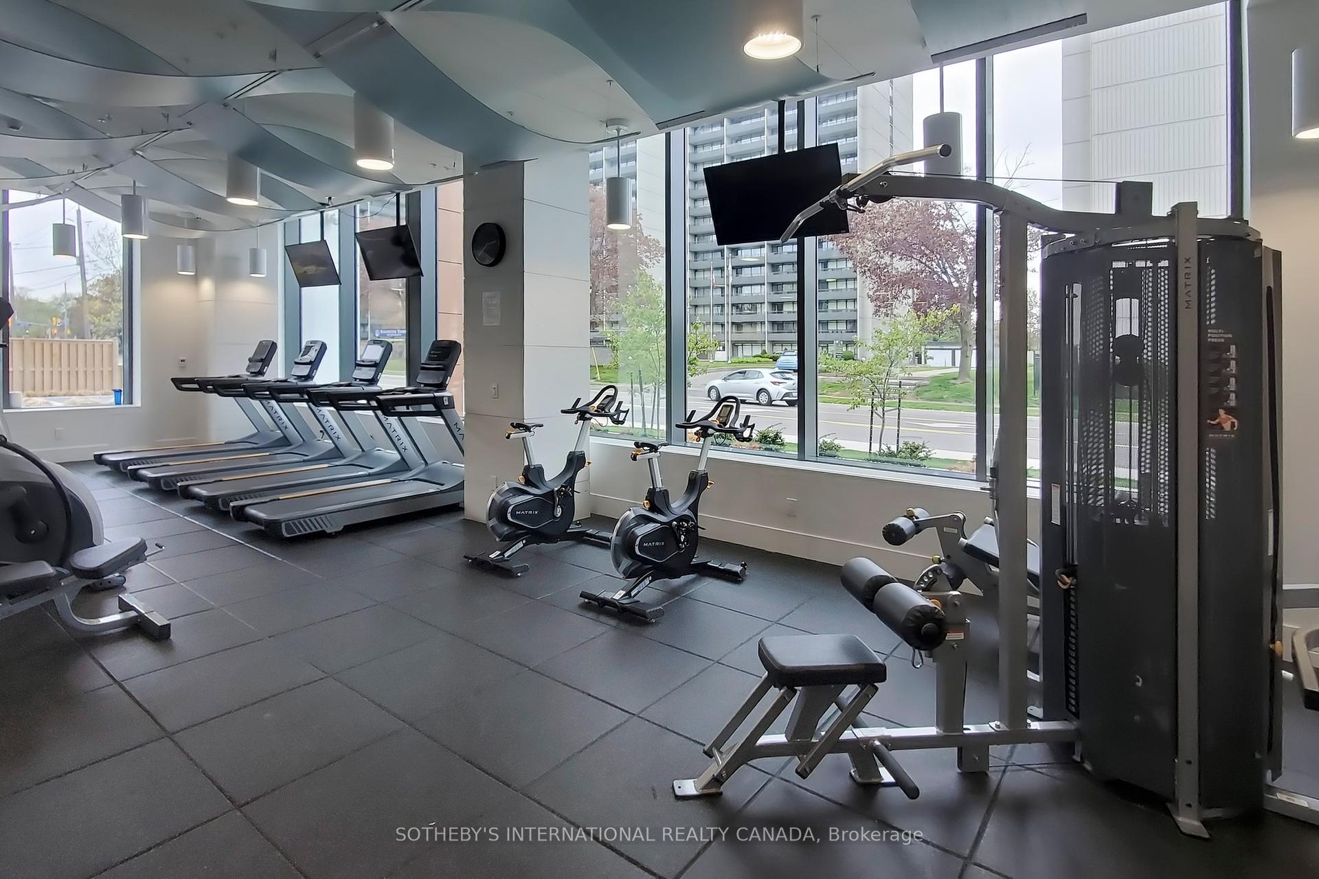 2 Bedrooms Condo at 500 Brock, Burlington For sale