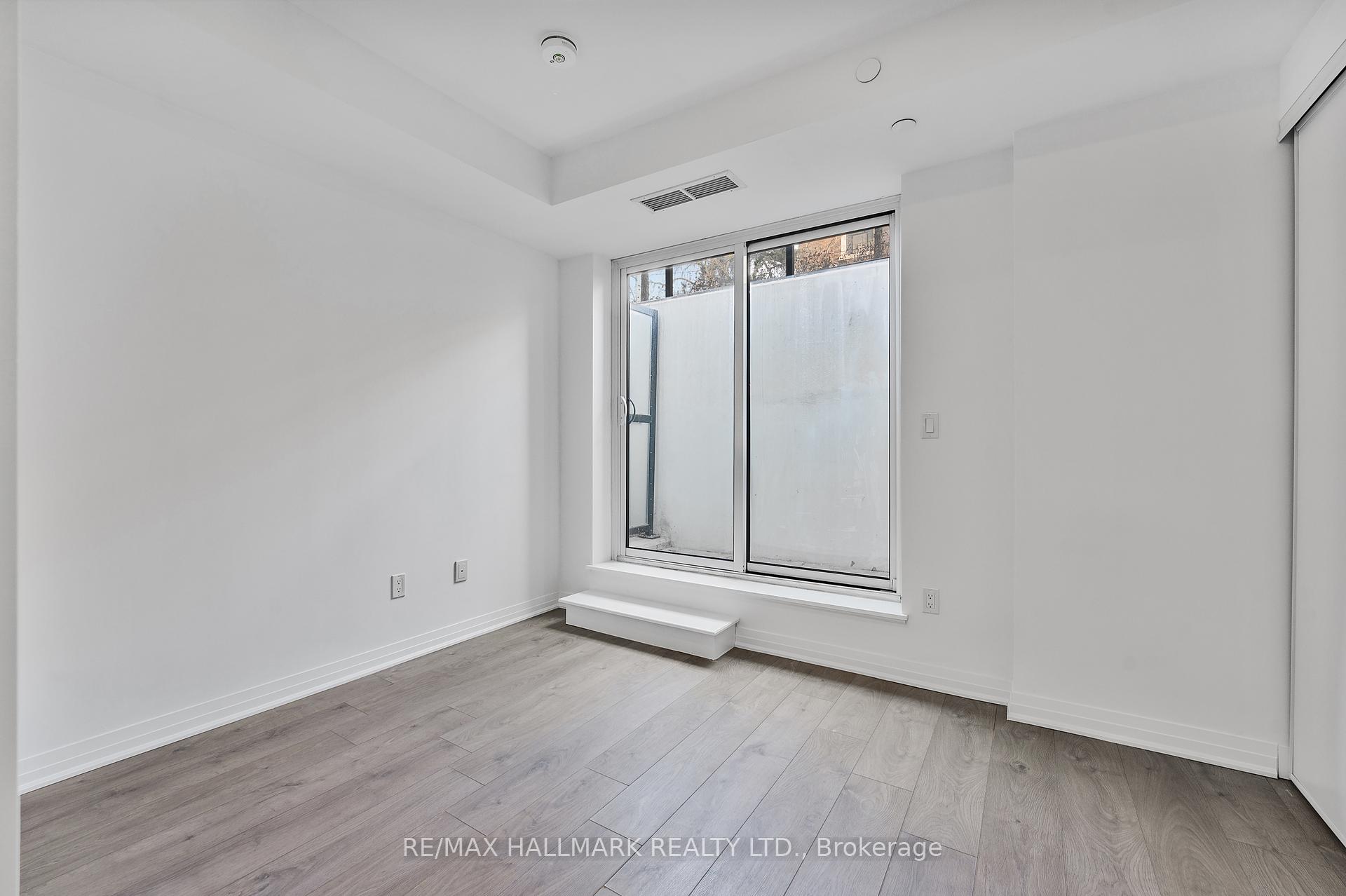 2 Bedrooms Condo at 2301 Danforth, Toronto For sale