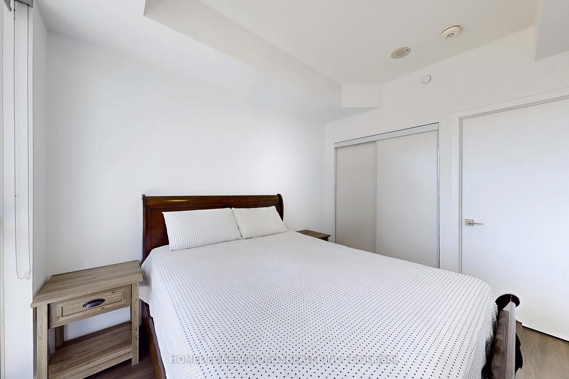2 Bedrooms Condo at 56 Forest Manor,  Toronto For sale