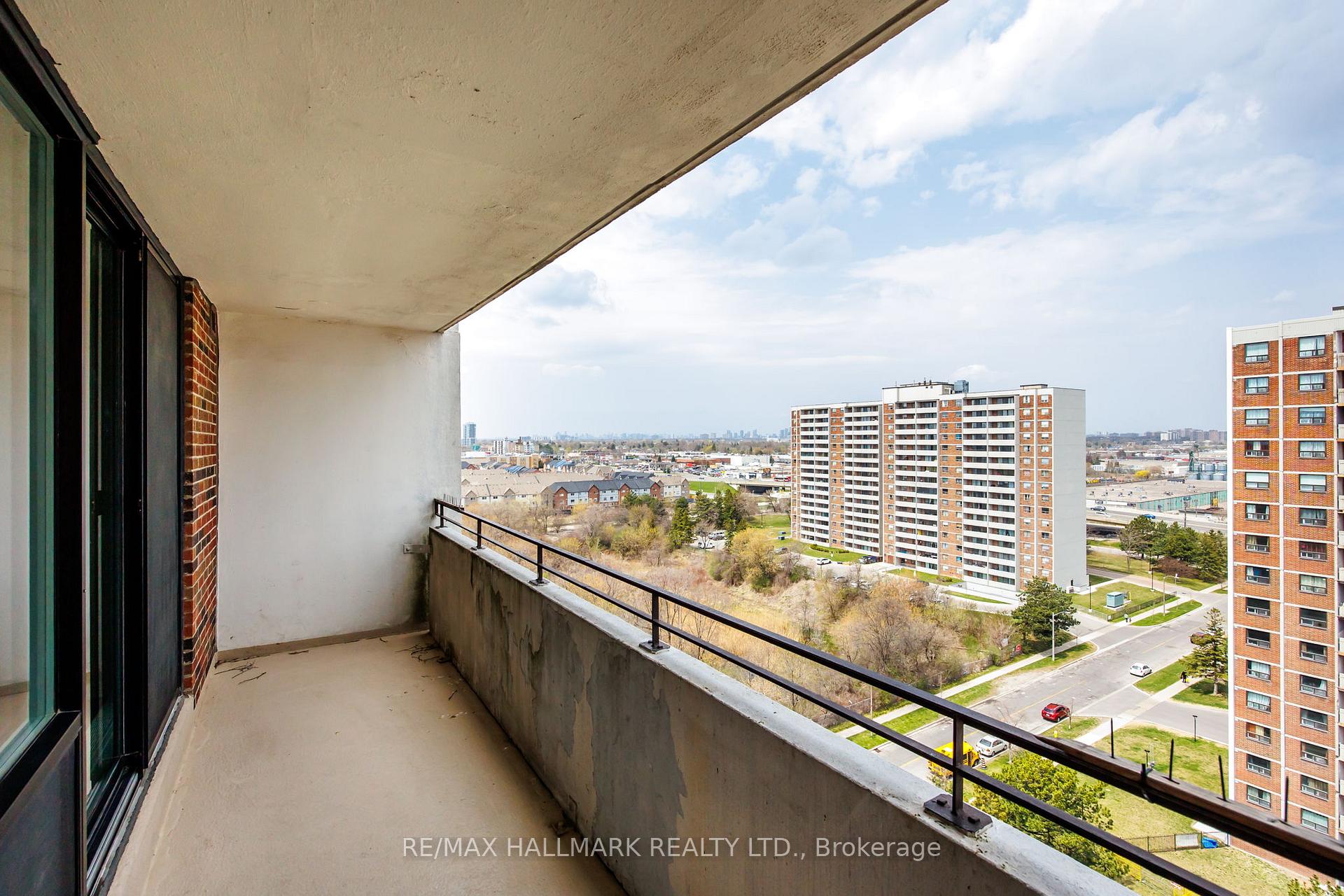 1 Bedroom Condo at 101 Prudential,  Toronto For sale