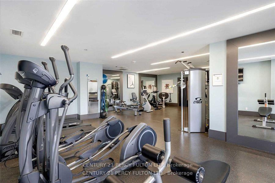 2 Bedrooms Condo at 297 College, Toronto For sale