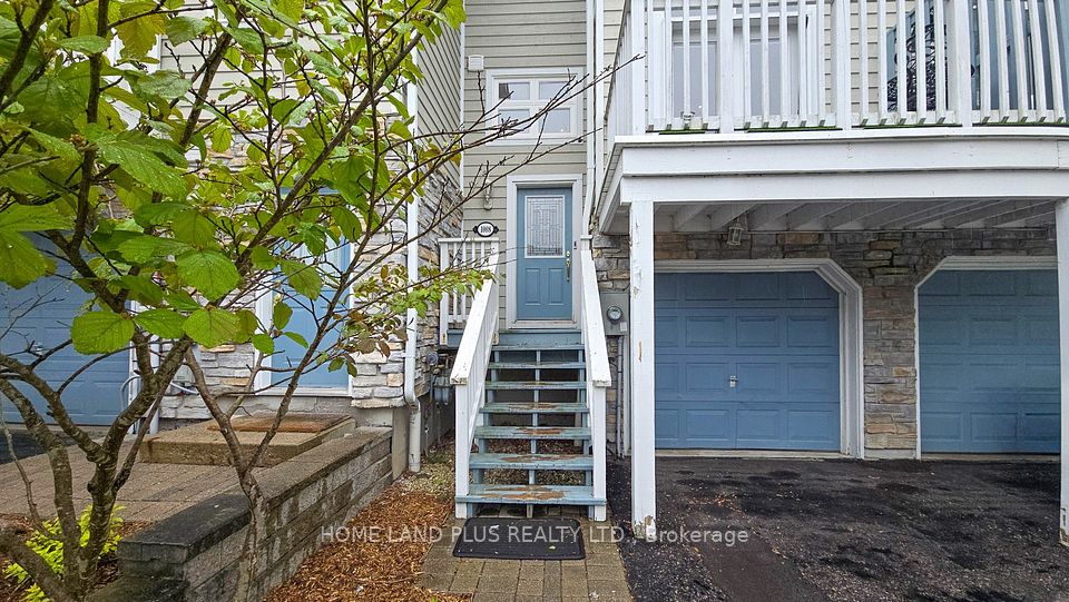 #24 - 1008 ON BOGART Circle, Newmarket, ON L3Y 8T4