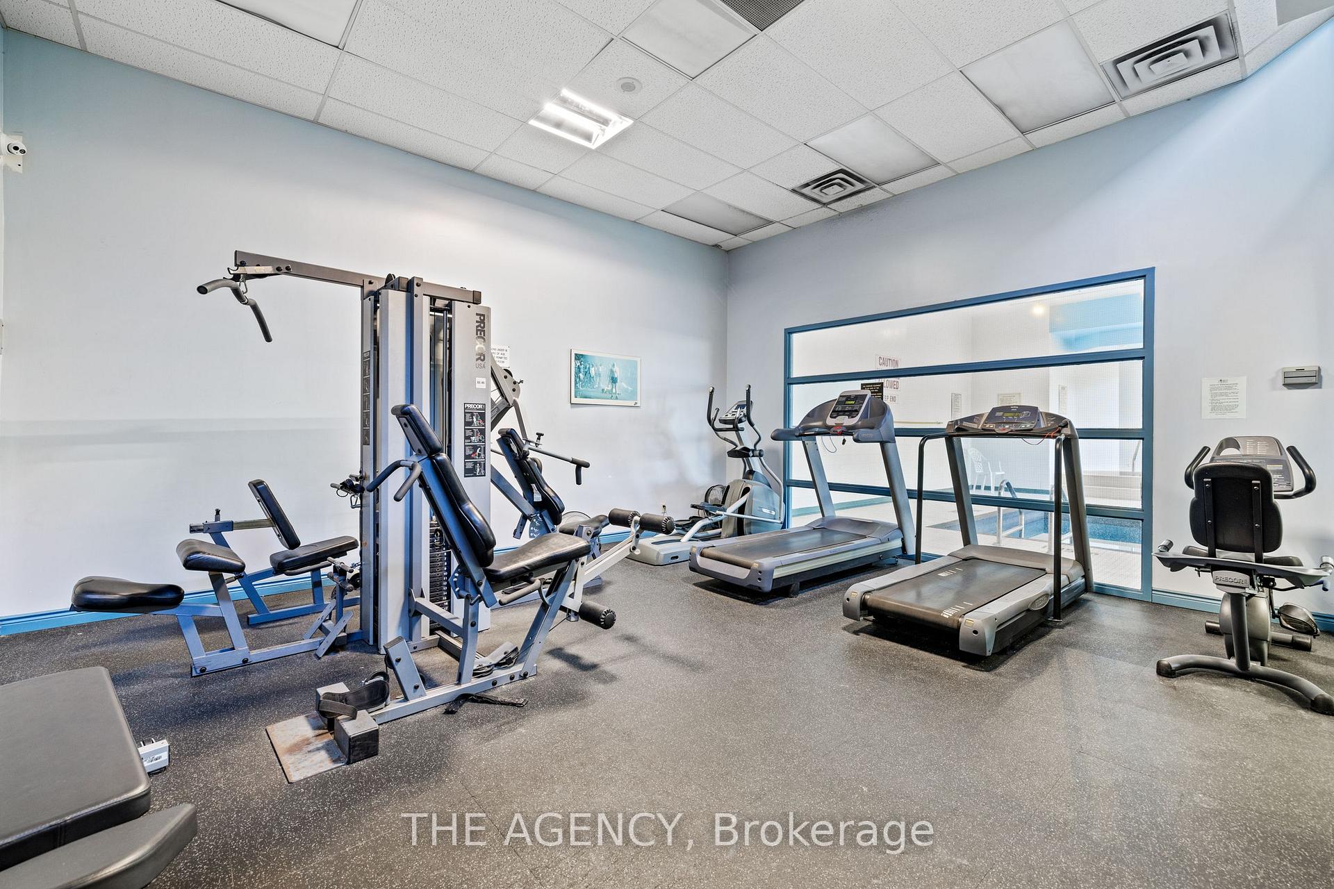 2 Bedrooms Condo at 90 Dale, Toronto For sale