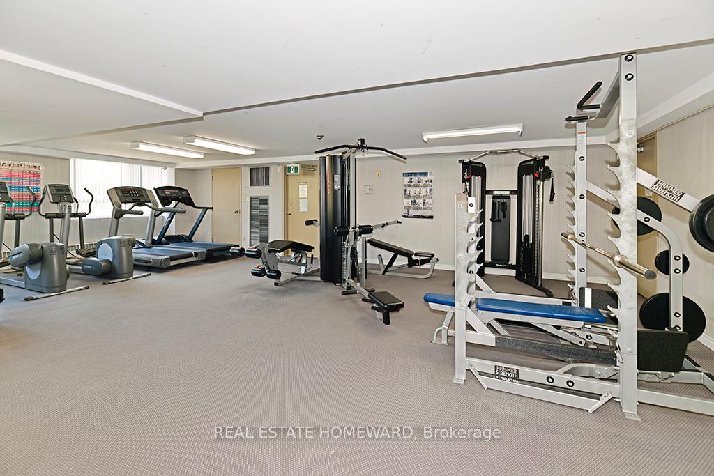 1 Bedroom Condo at 4 Park Vista, Toronto For sale