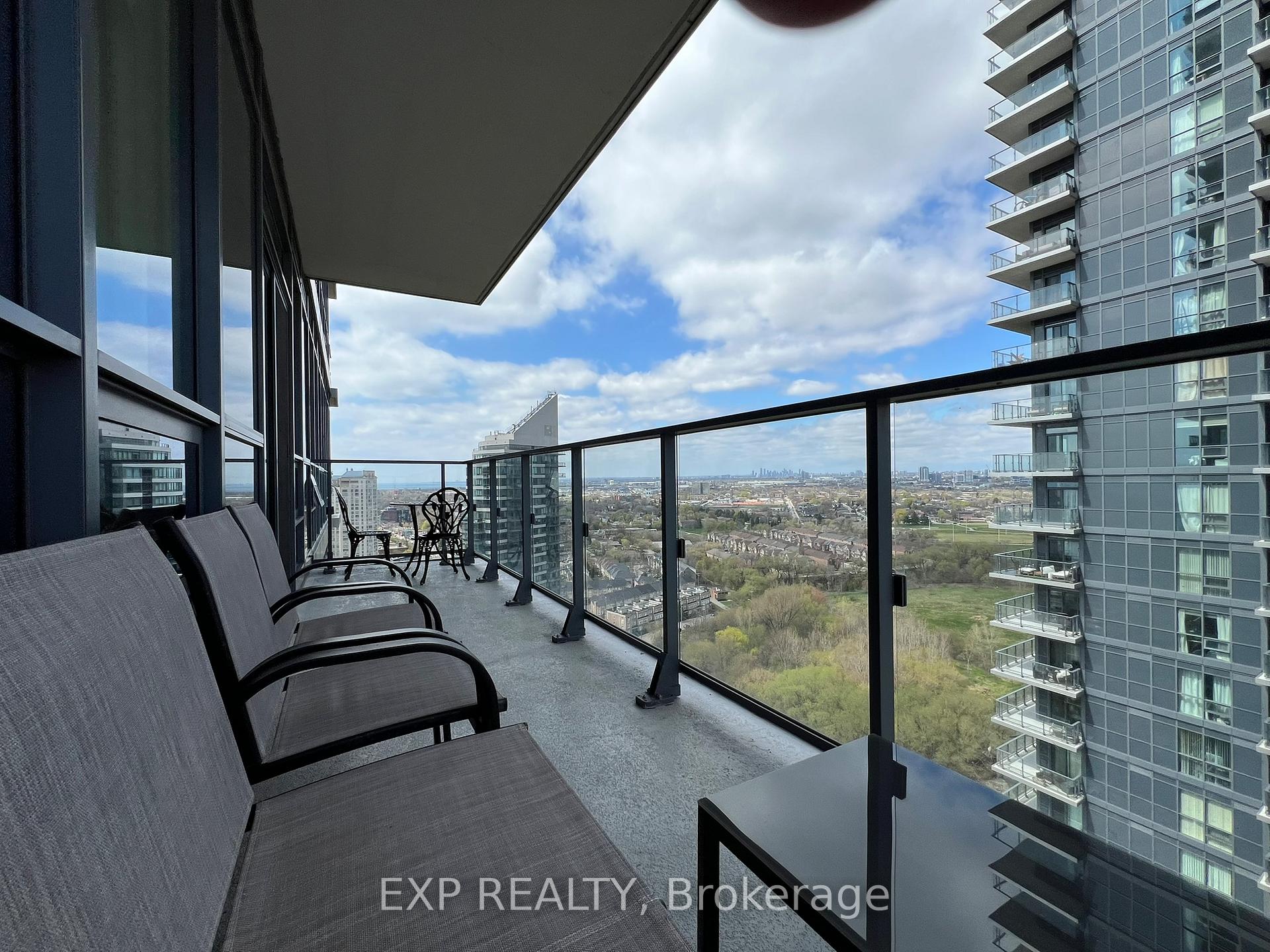 1 Bedroom Condo at 2212 Lake Shore,  Toronto For sale
