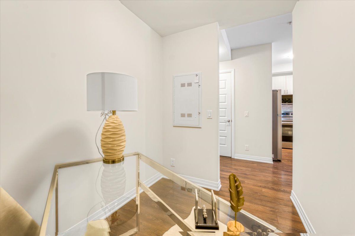 1105 Leger Way E 527