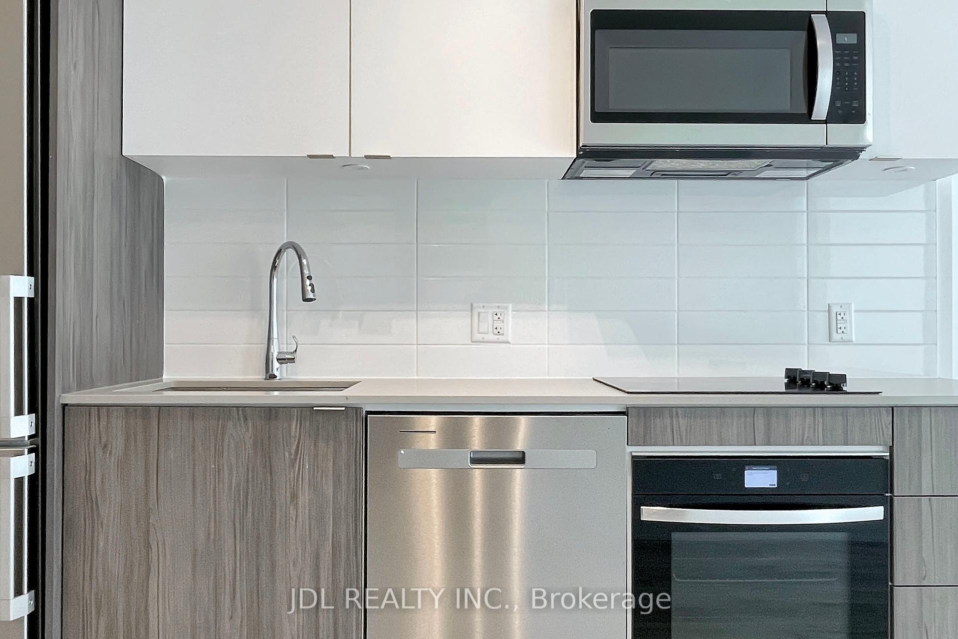 2 Bedrooms Condo at 100 Dalhousie, Toronto For sale