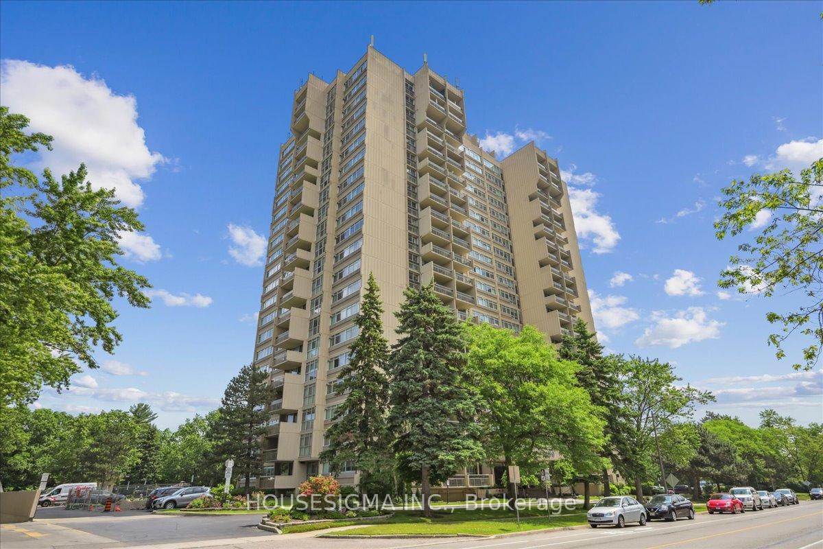 3 Bedrooms Condo at 1359 White Oaks, Oakville For sale