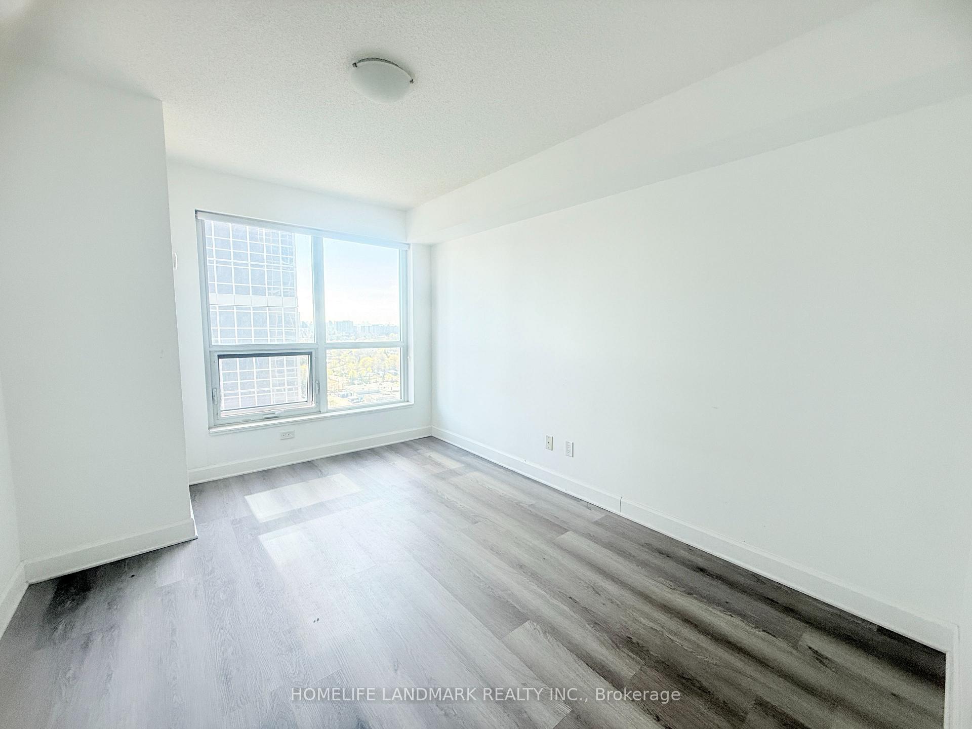 2 Bedrooms Condo at 255 Village Green,  Toronto For sale
