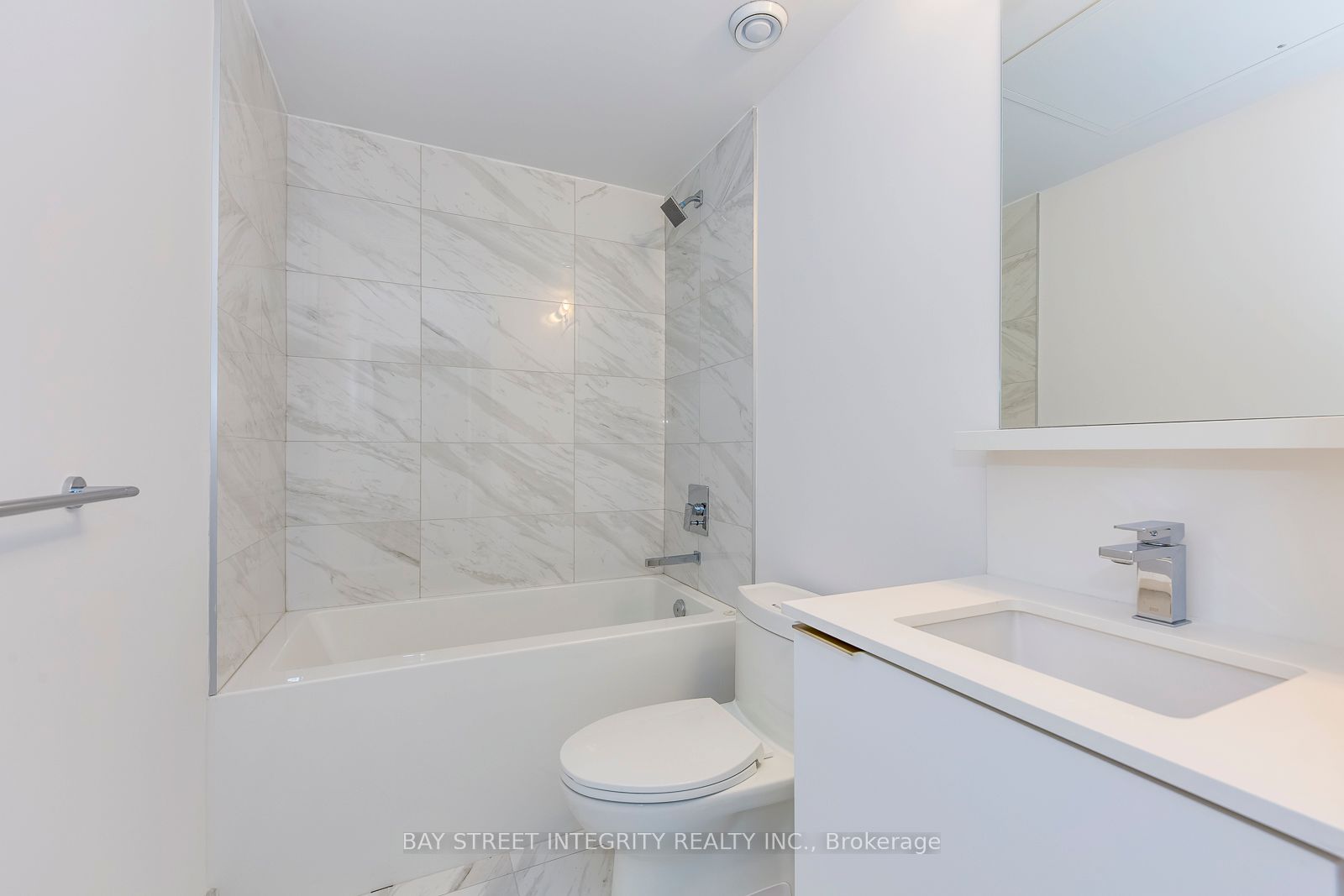 85 Wood Street, #505