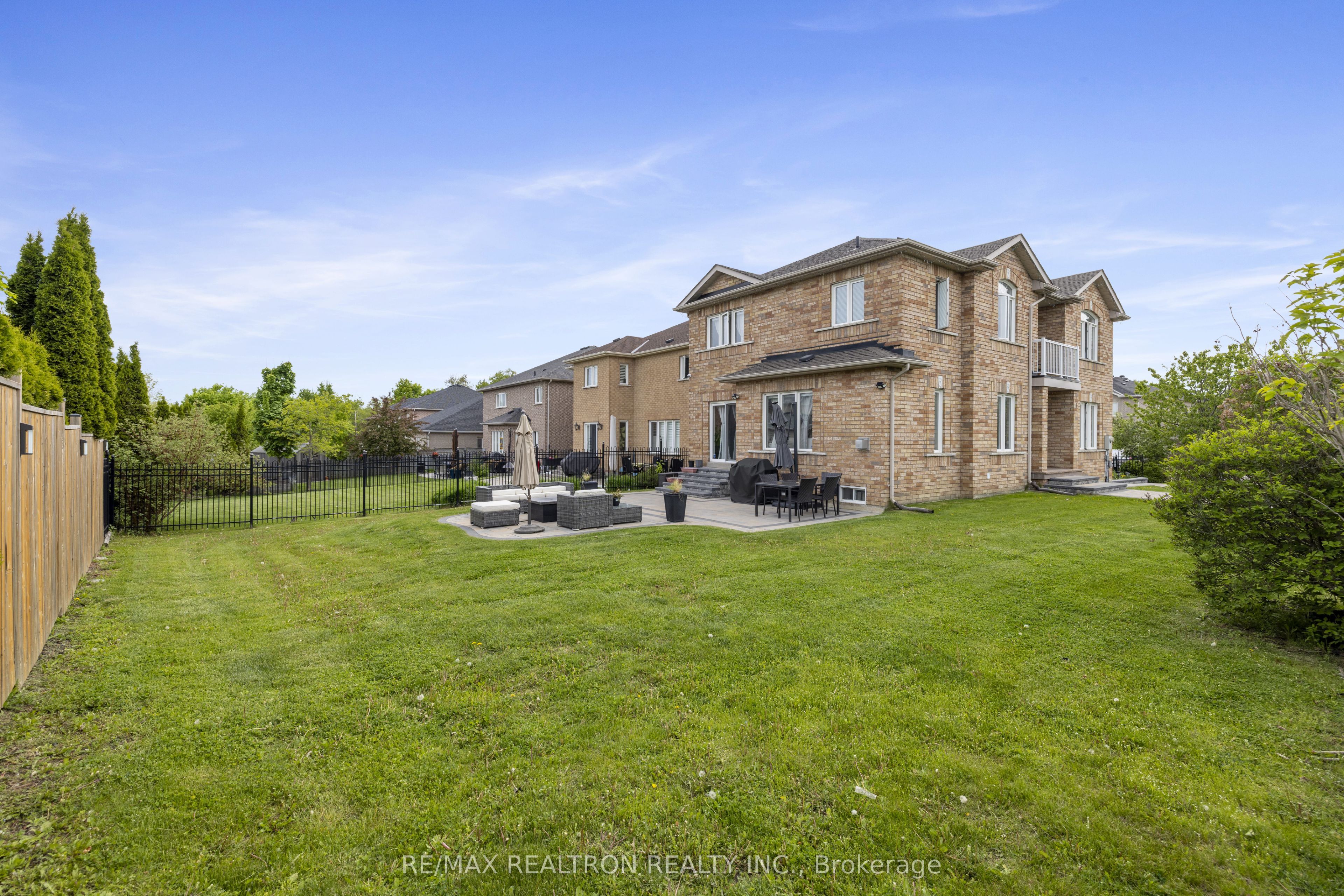 1 Emily Court