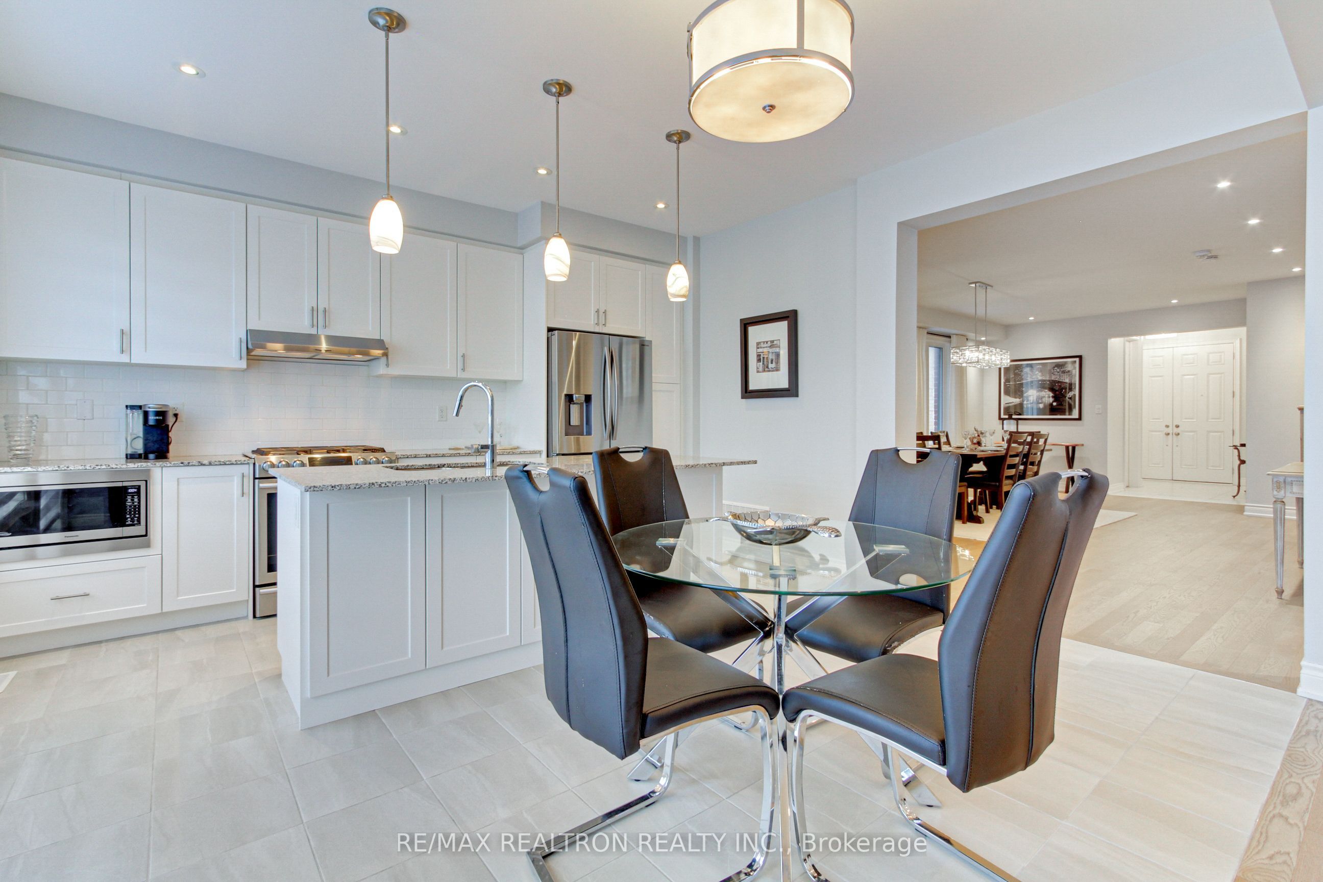 11 Beebalm Lane
