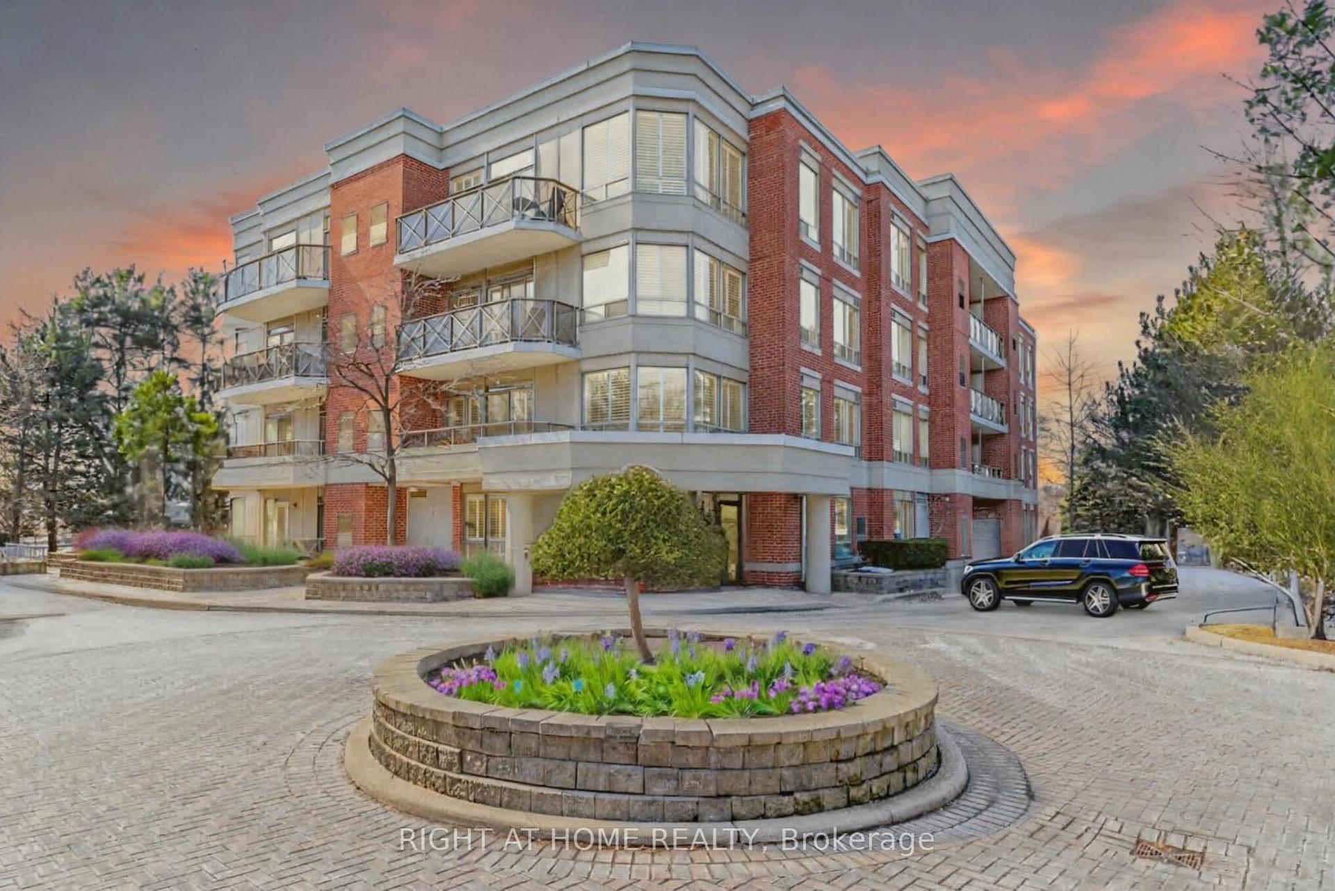 2 Bedrooms Condo at 801 Lawrence, Toronto For sale