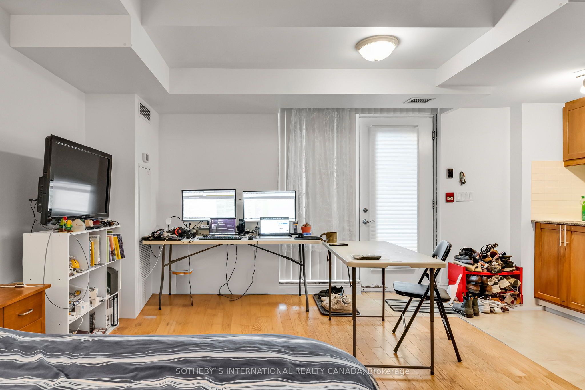#112 - 21 Olive Avenue, Toronto, ON M2N 4N4