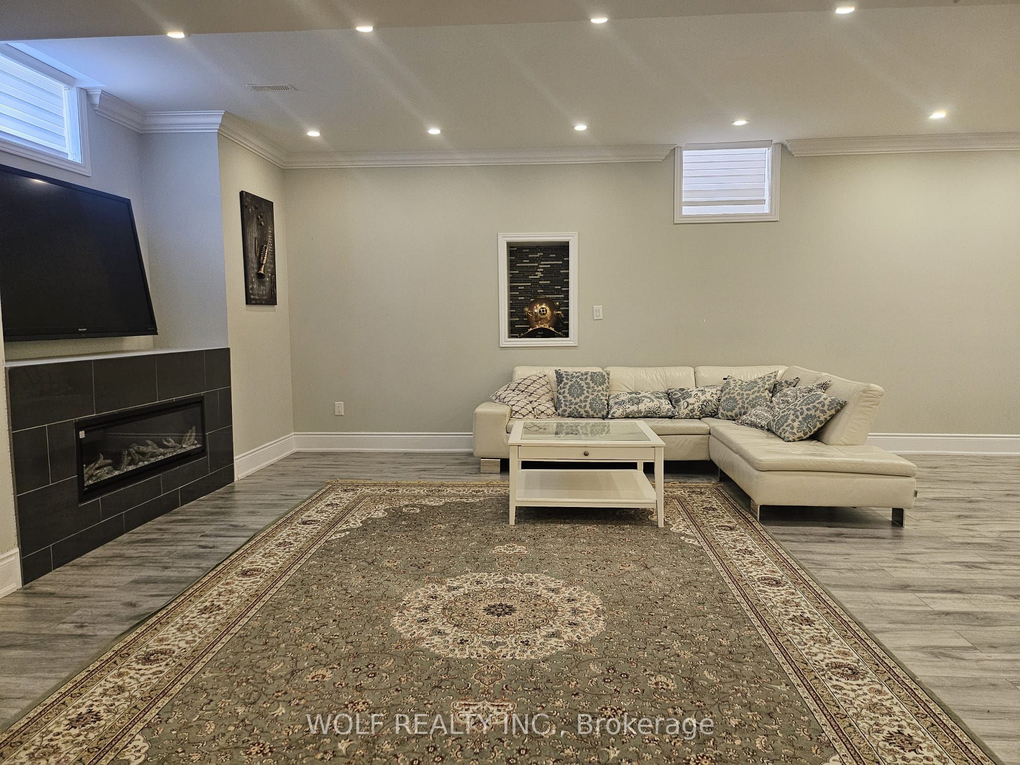 16 Rolling Acres Drive