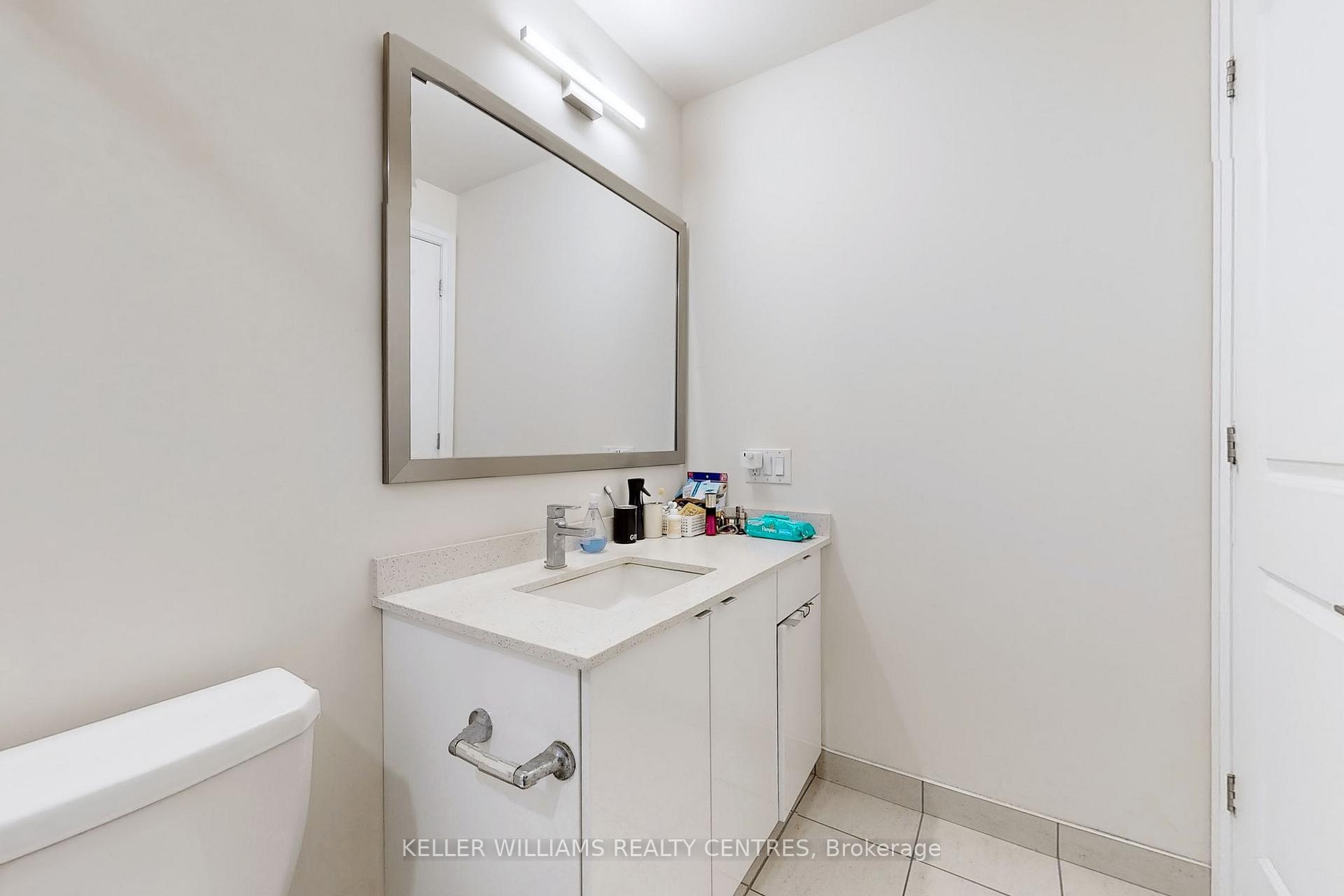 2 Bedrooms Condo at 50 Thomas Riley, Toronto For sale
