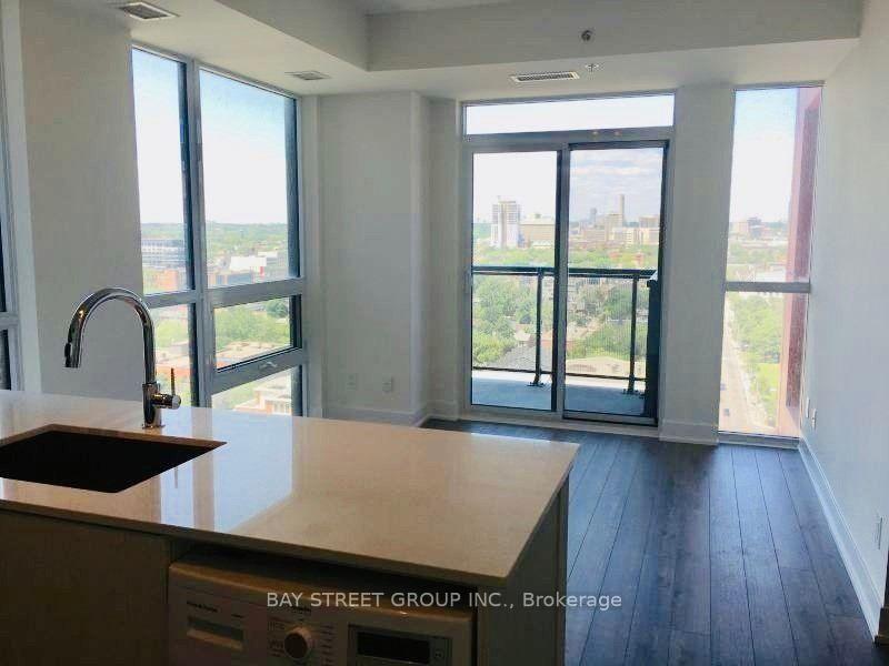 2 Bedrooms Condo at 318 Richmond,  Toronto For sale