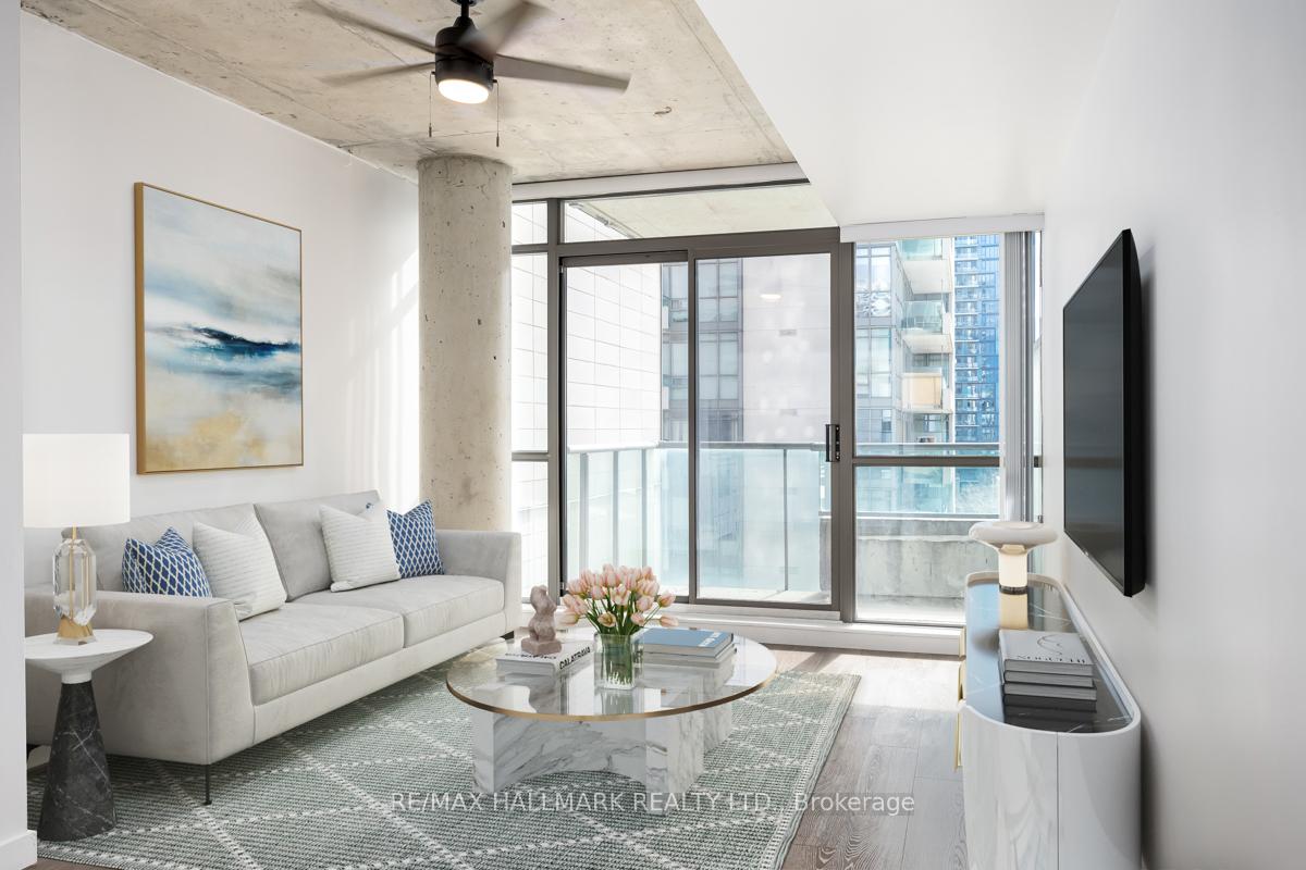 1 Bedroom Condo at 285 Mutual,  Toronto For sale