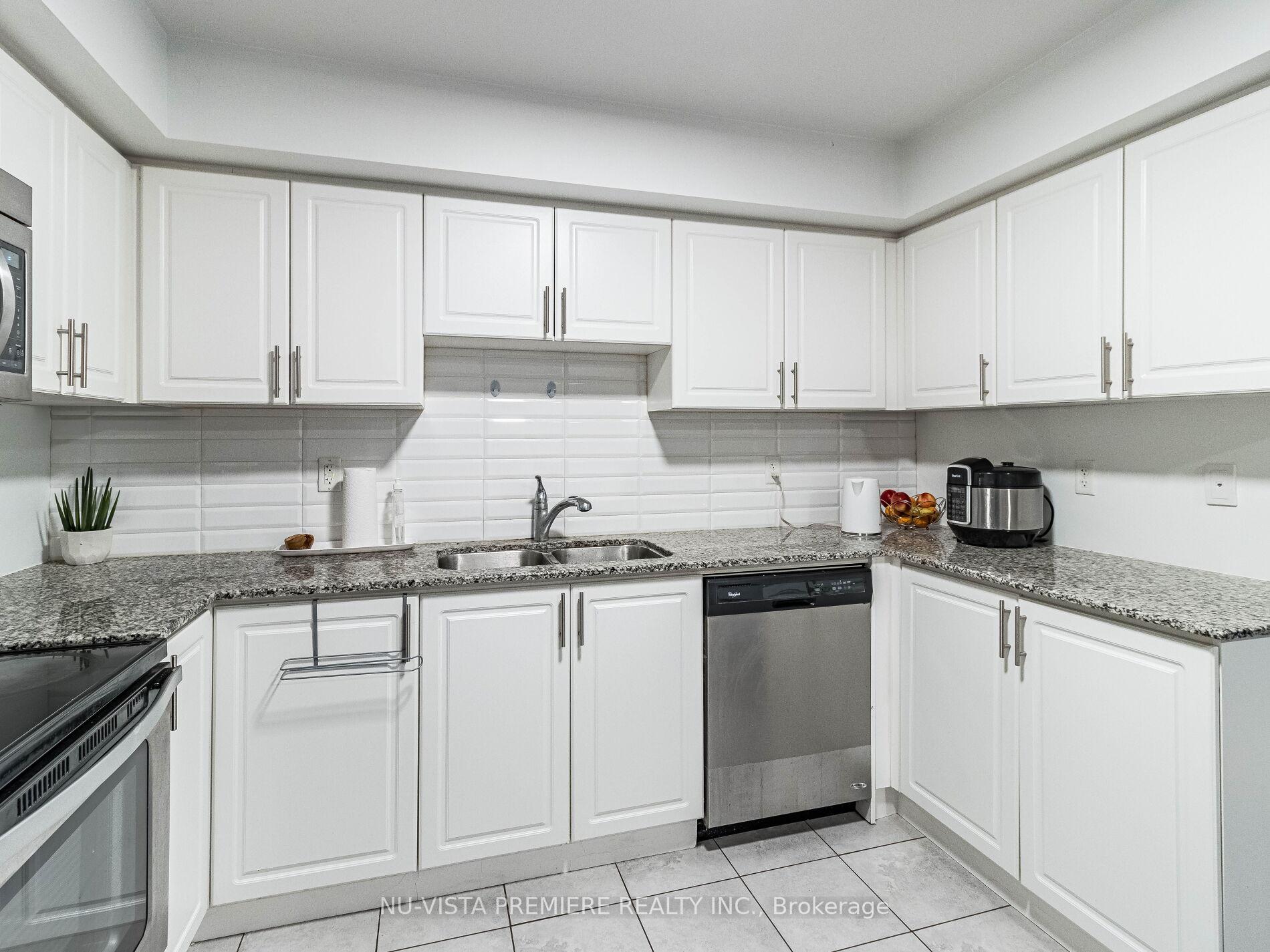 2 Bedrooms Condo at 2488 Post, Oakville For sale