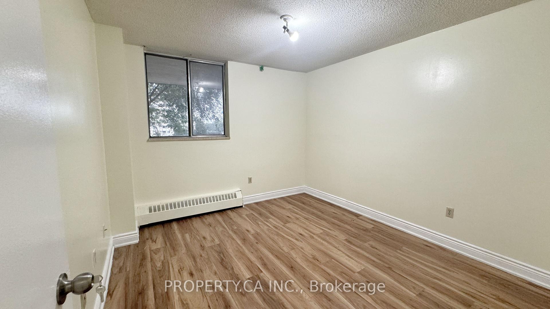 3 Bedrooms Condo at 320 Dixon, Toronto For sale