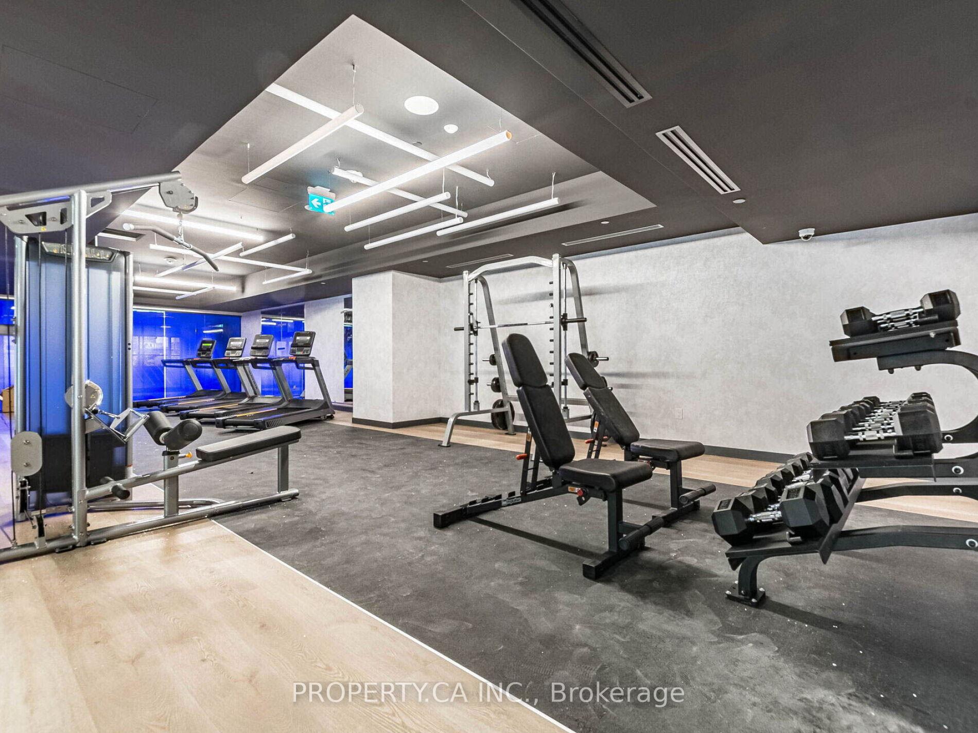 3 Bedrooms Condo at 86 Dundas, Mississauga For sale