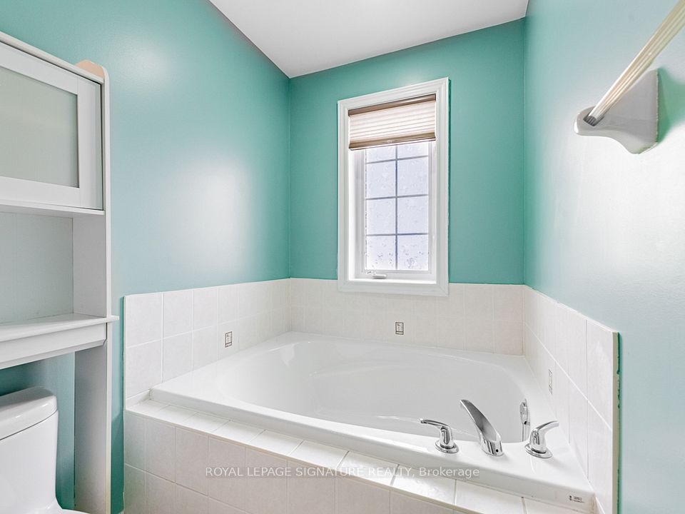 Primary Bedroom Ensuite Soaker Tub