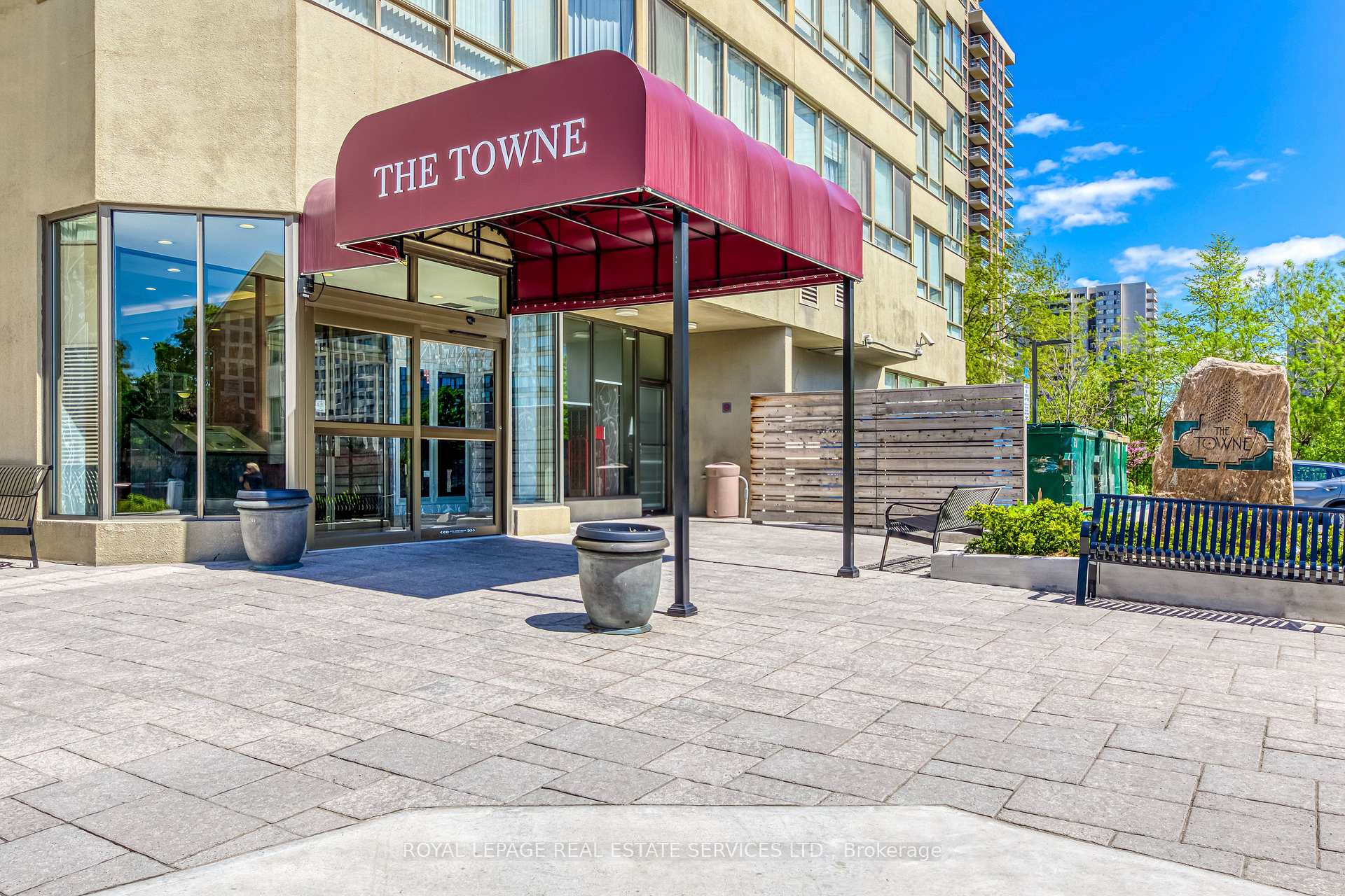 2 Bedrooms Condo at 3605 Kariya, Mississauga For sale