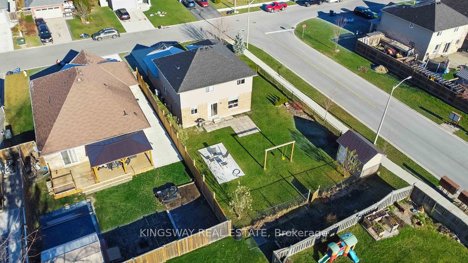 14 Pike Creek Drive, Haldimand, ON N0A 1E0