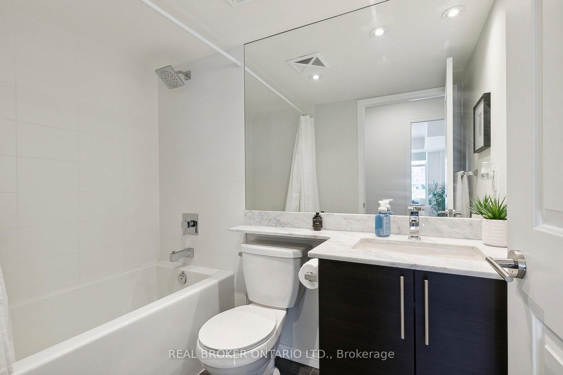 3 Bedrooms Condo at 85 East Liberty,  Toronto For sale