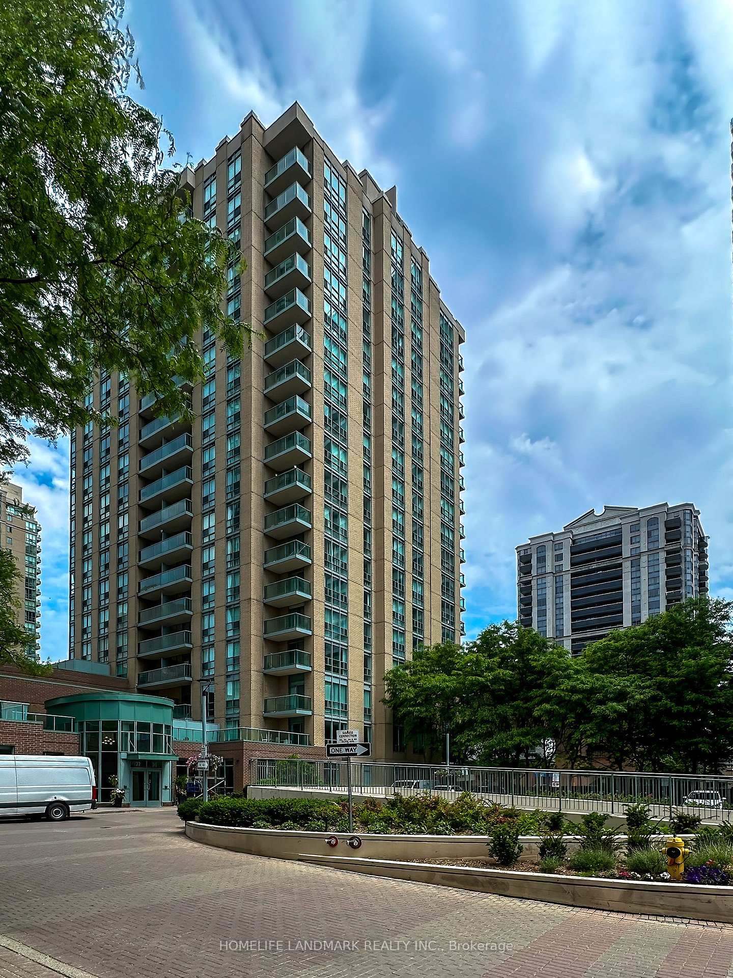 2 Bedrooms Condo at 20 Olive, Toronto For sale