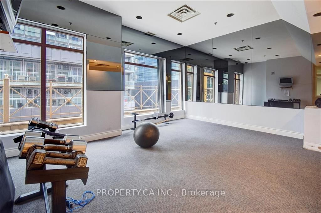 40 Scollard Street S #404, Toronto C02 Annex