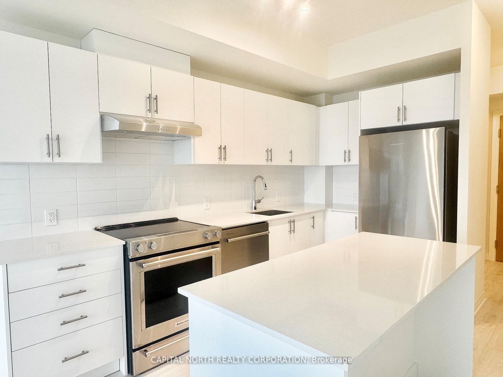 1 Bedroom Condo at 8960 Jane, Vaughan For sale