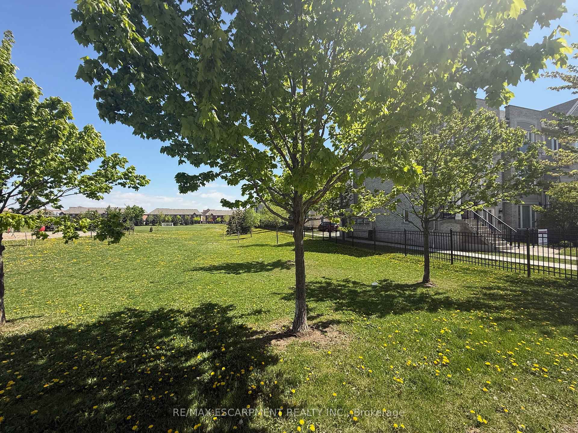 1 Bedroom Condo at 5055 Oscar Peterson, Mississauga For sale