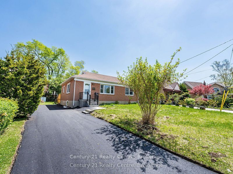 7 Sunray Crescent