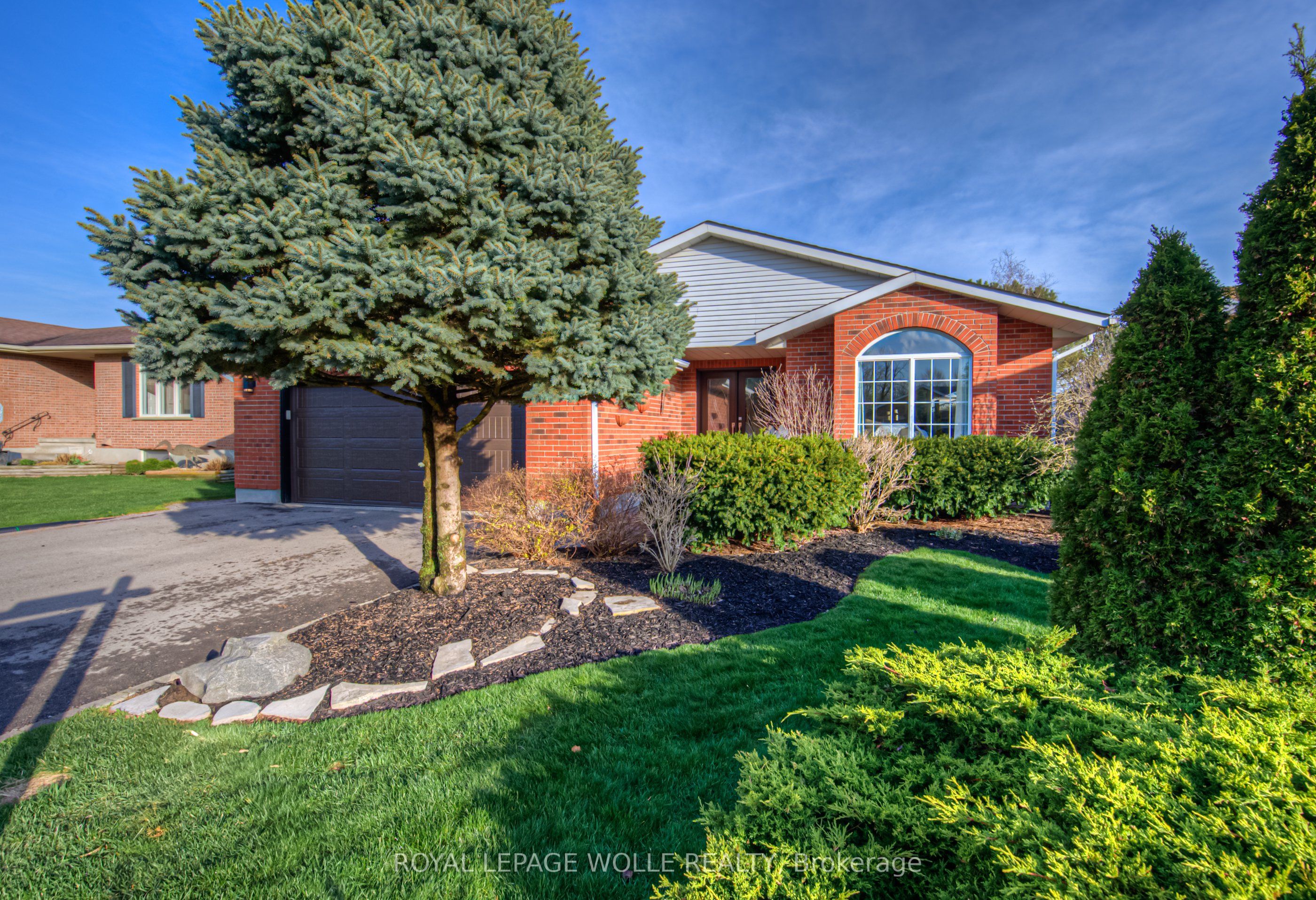 365 Twinflower Crescent, Waterloo, ON N2V 1X3