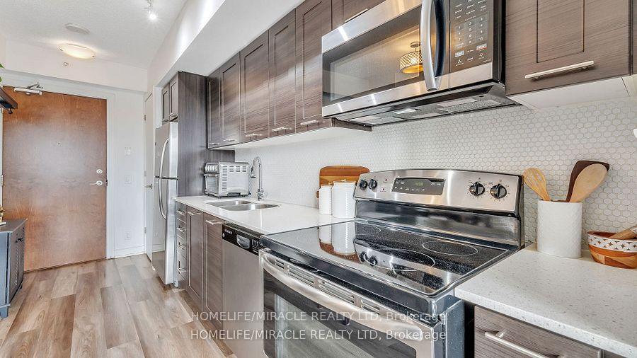 1 Bedroom Condo at 2220 Lake Shore, Toronto For sale