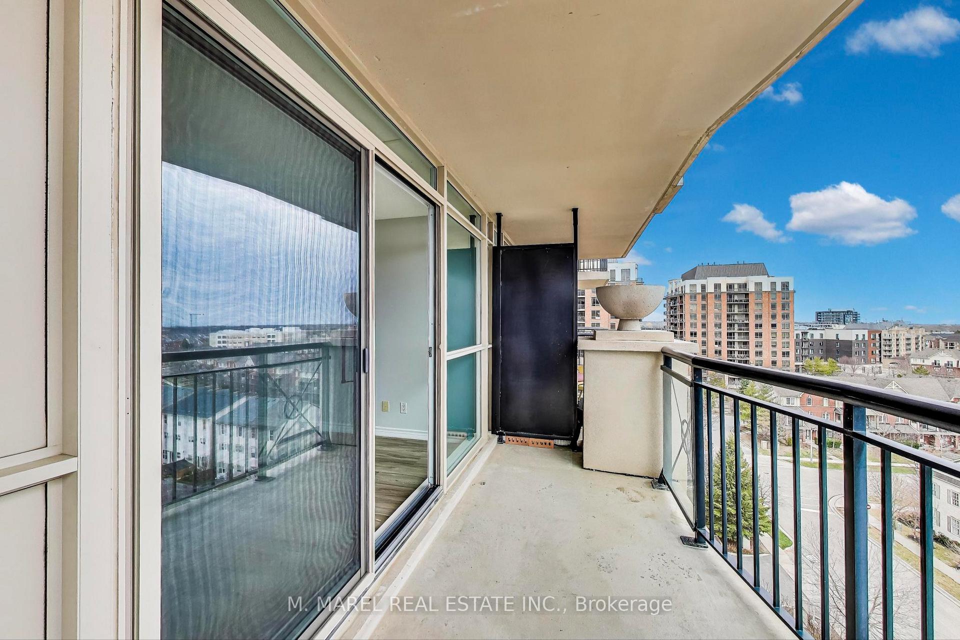 1 Bedroom Condo at 2365 Central Park,  Oakville For sale