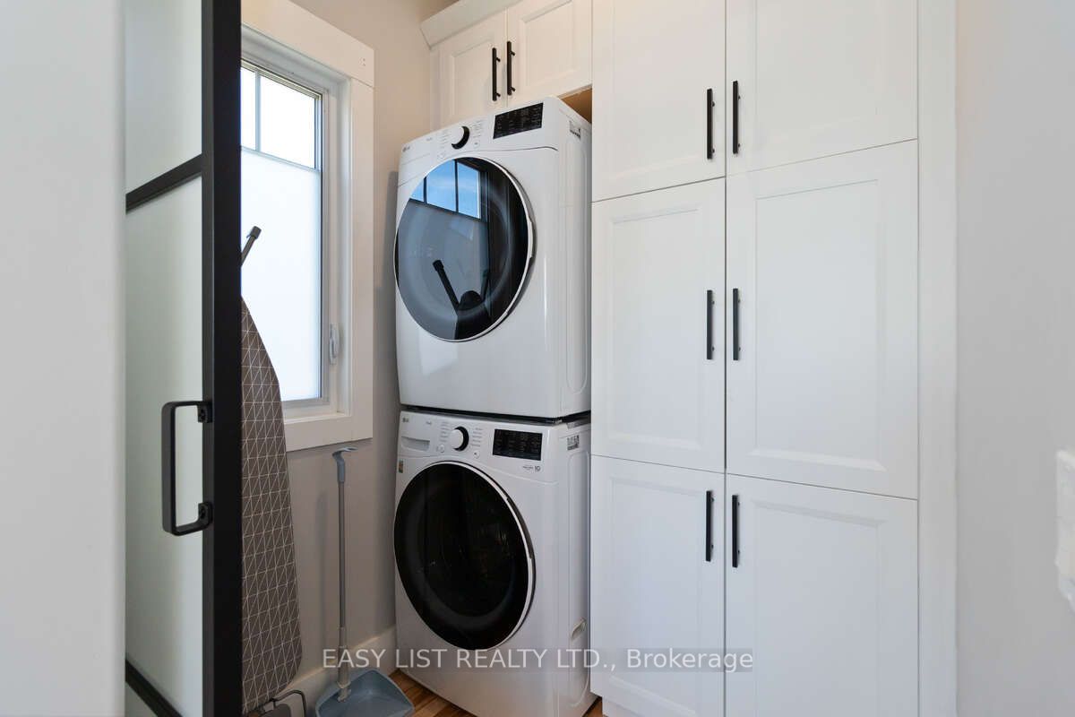 693 Mason Beach Road, #3
