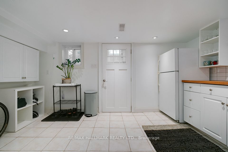 #Lower - 1900 Gerrard Street, Toronto, ON M4L 2C1