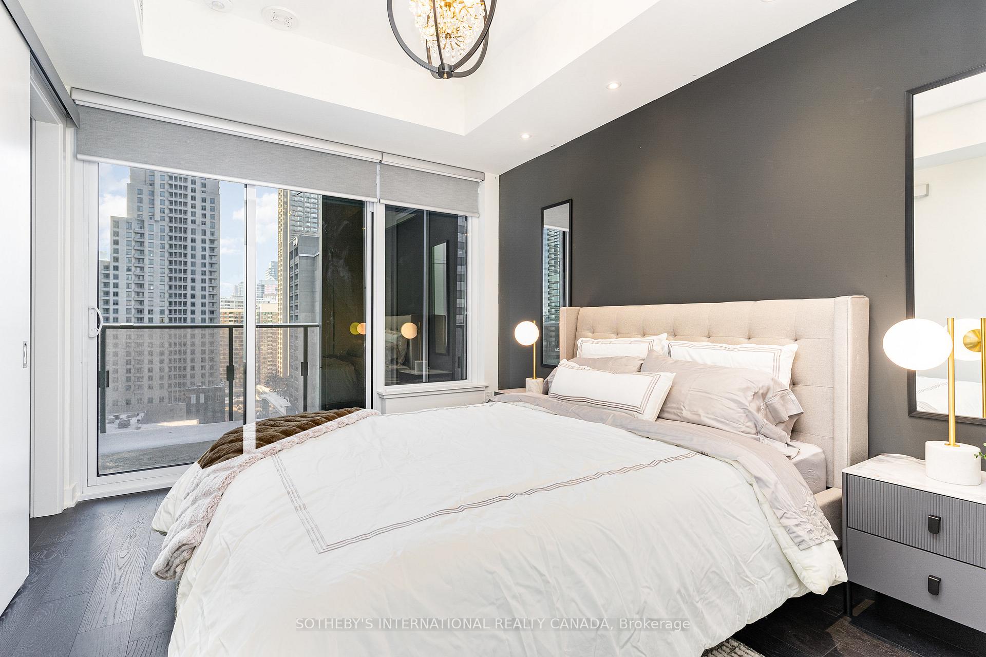 1 Bedroom Condo at 11 Yorkville, Toronto For sale