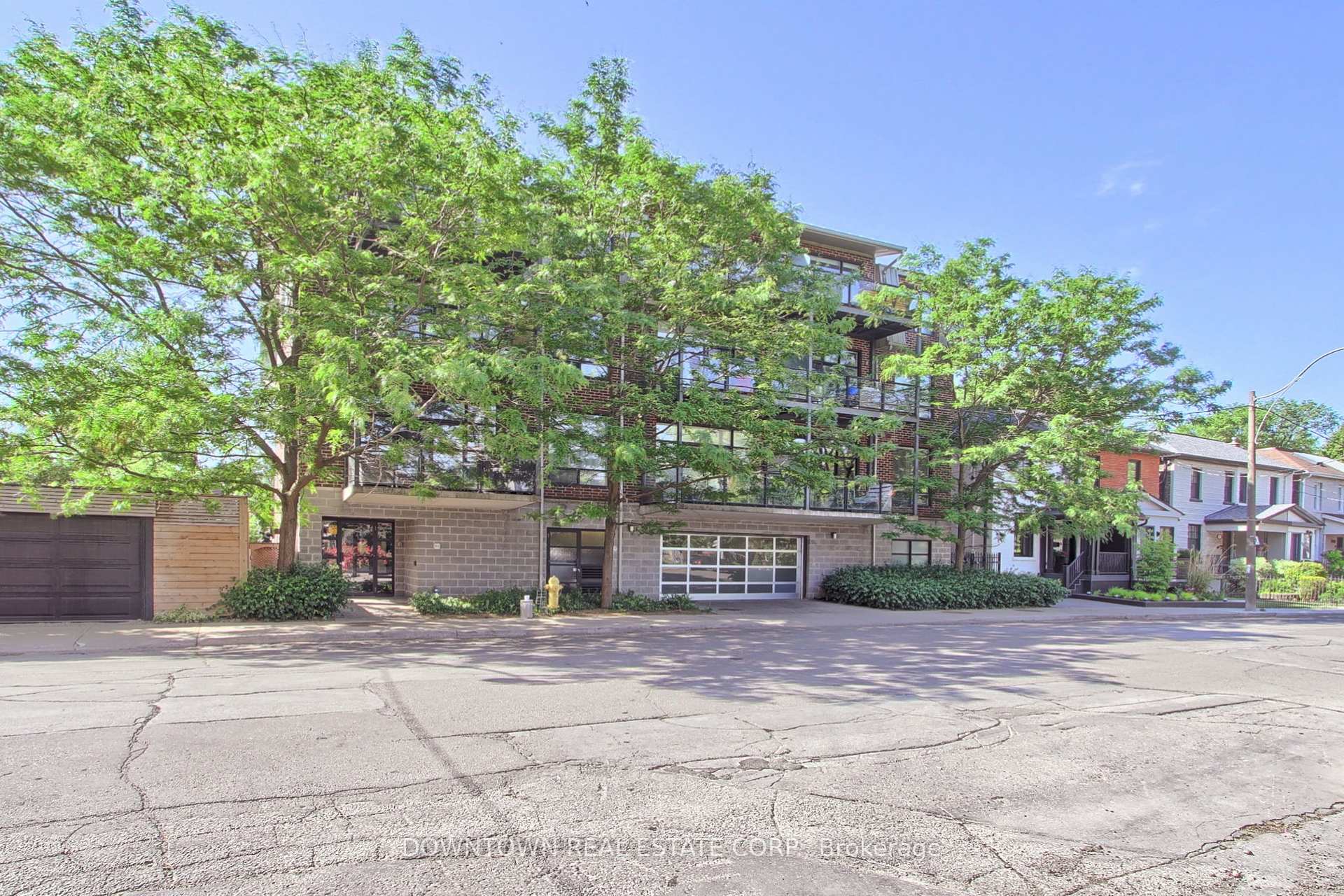 2 Bedrooms Condo at 53 Colgate, Toronto For sale