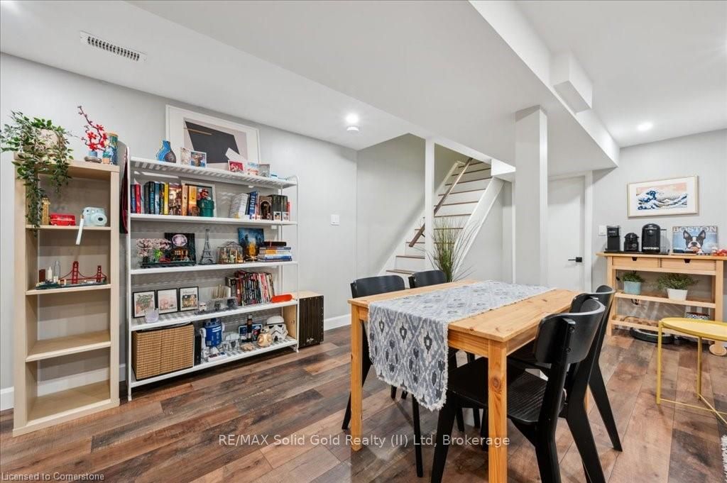 104 Kingswood Drive, #17