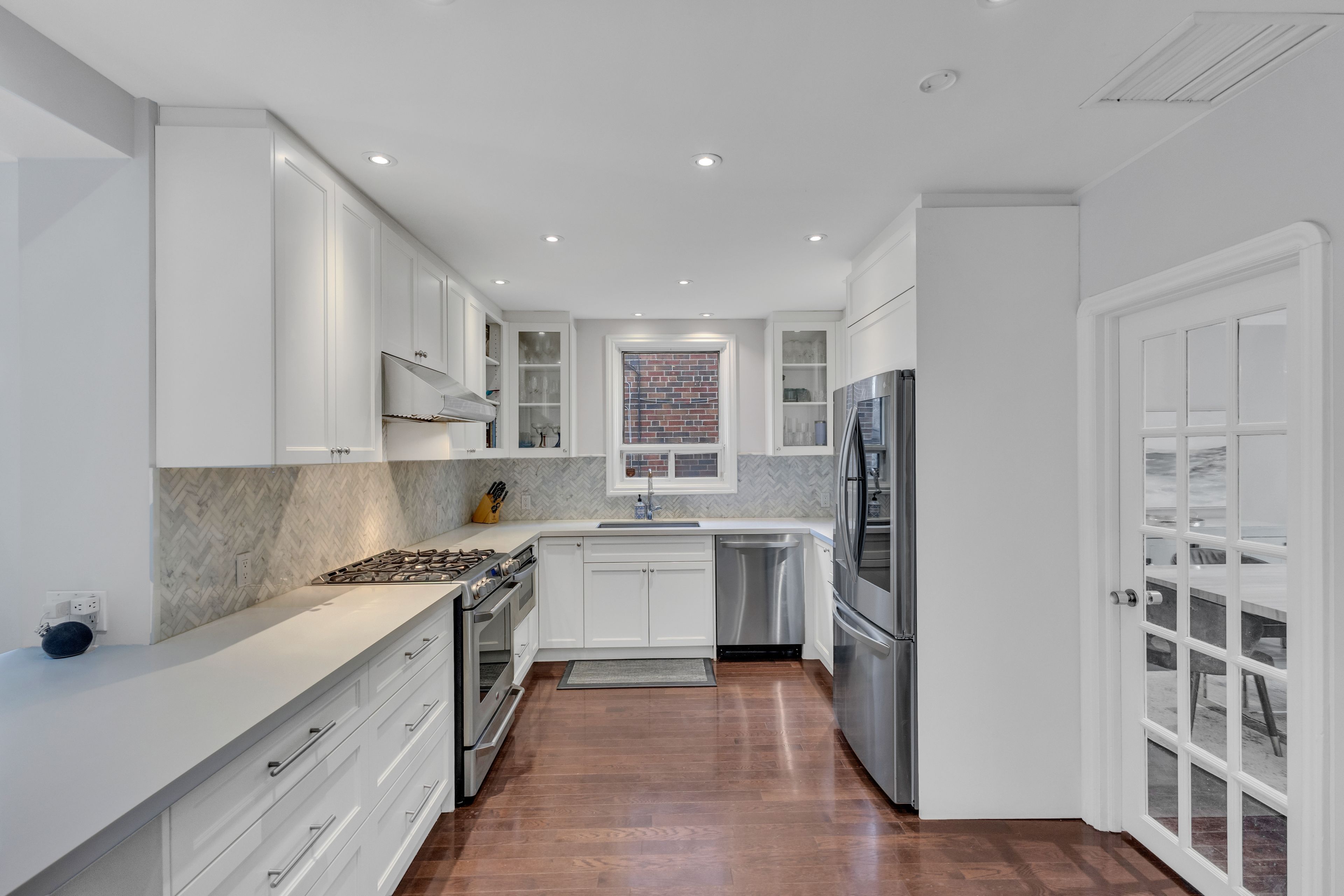 27 Peveril Hill S
